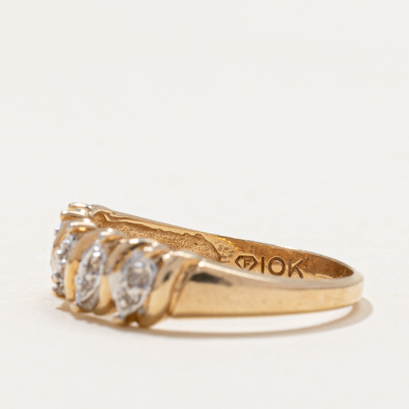 Diamond Croissant Ring | 0.10ctw | SZ 6.5