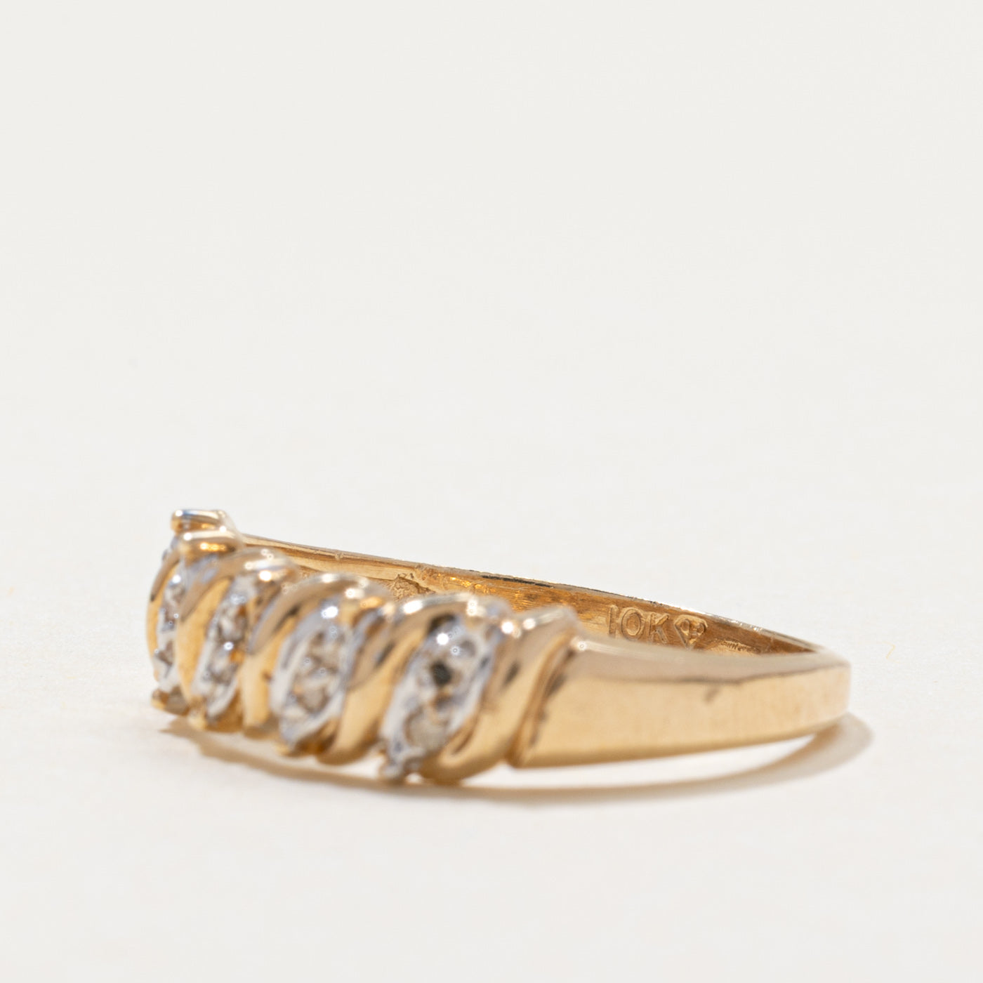 Diamond Croissant Ring | 0.07ctw | SZ 7