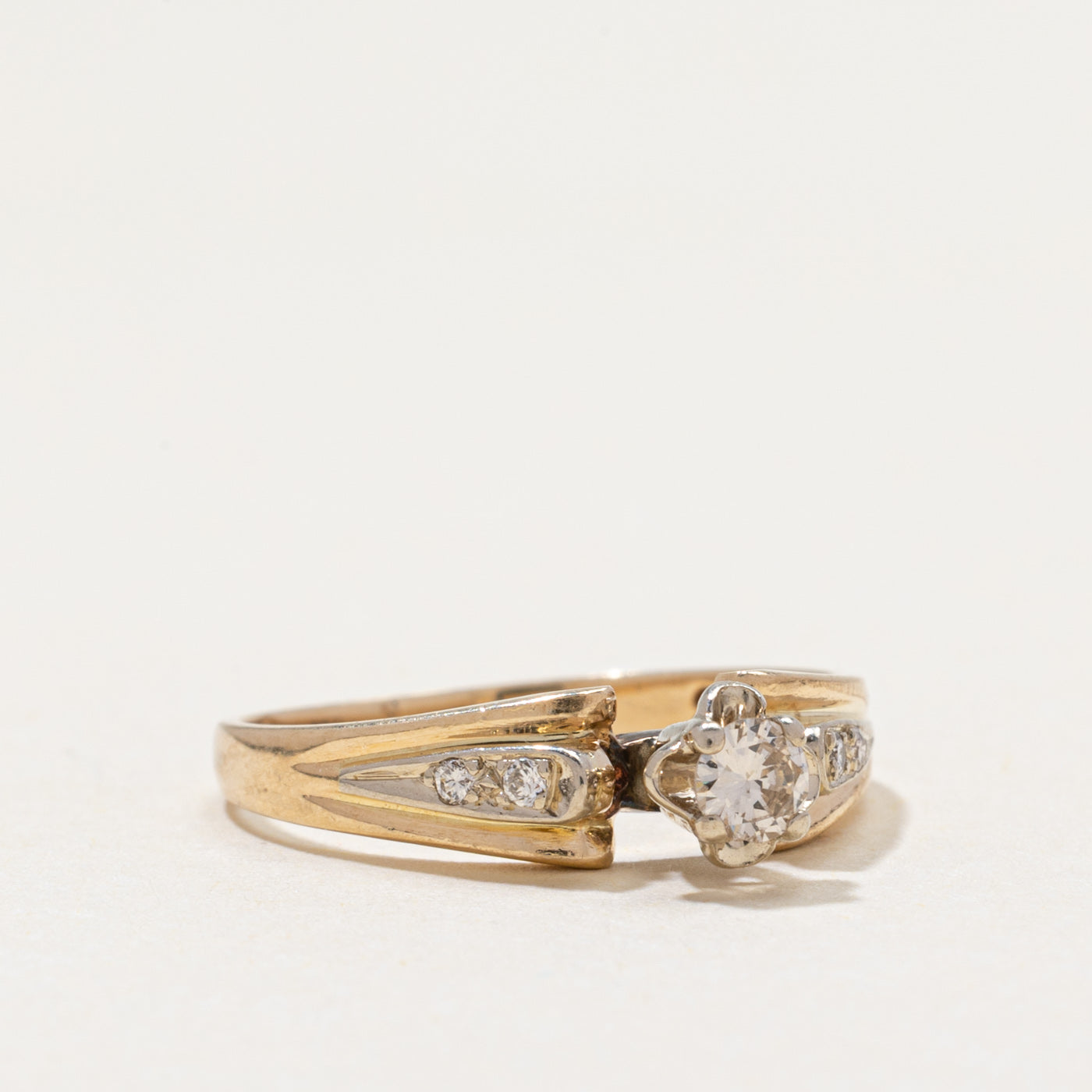 Diamond Grooved Tapered Ring | 0.10ctw | SZ 5