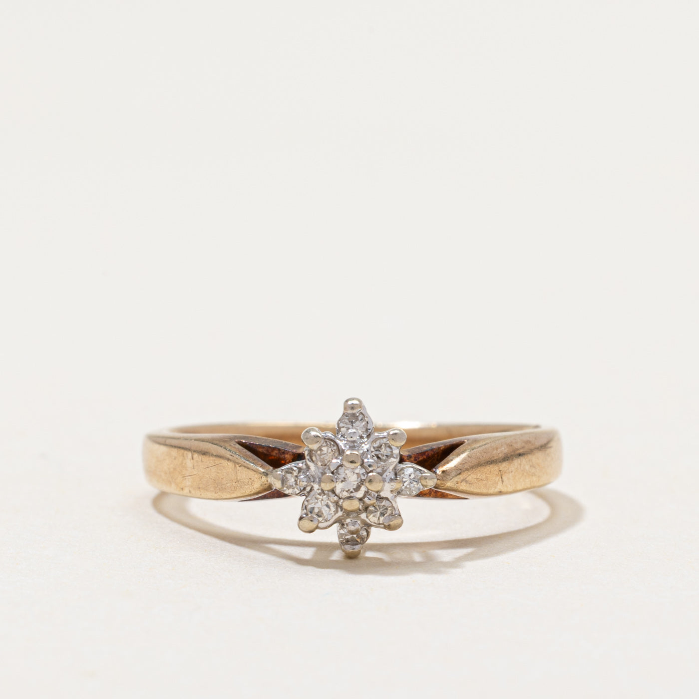 Diamond Cluster Reverse Tapered Ring | 0.07ctw | SZ 5.25