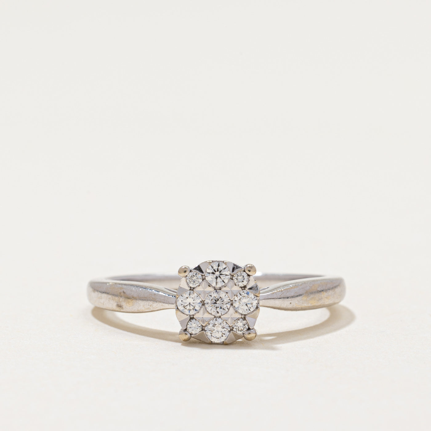 Diamond Round Cluster Ring | 0.17ctw | SZ 7
