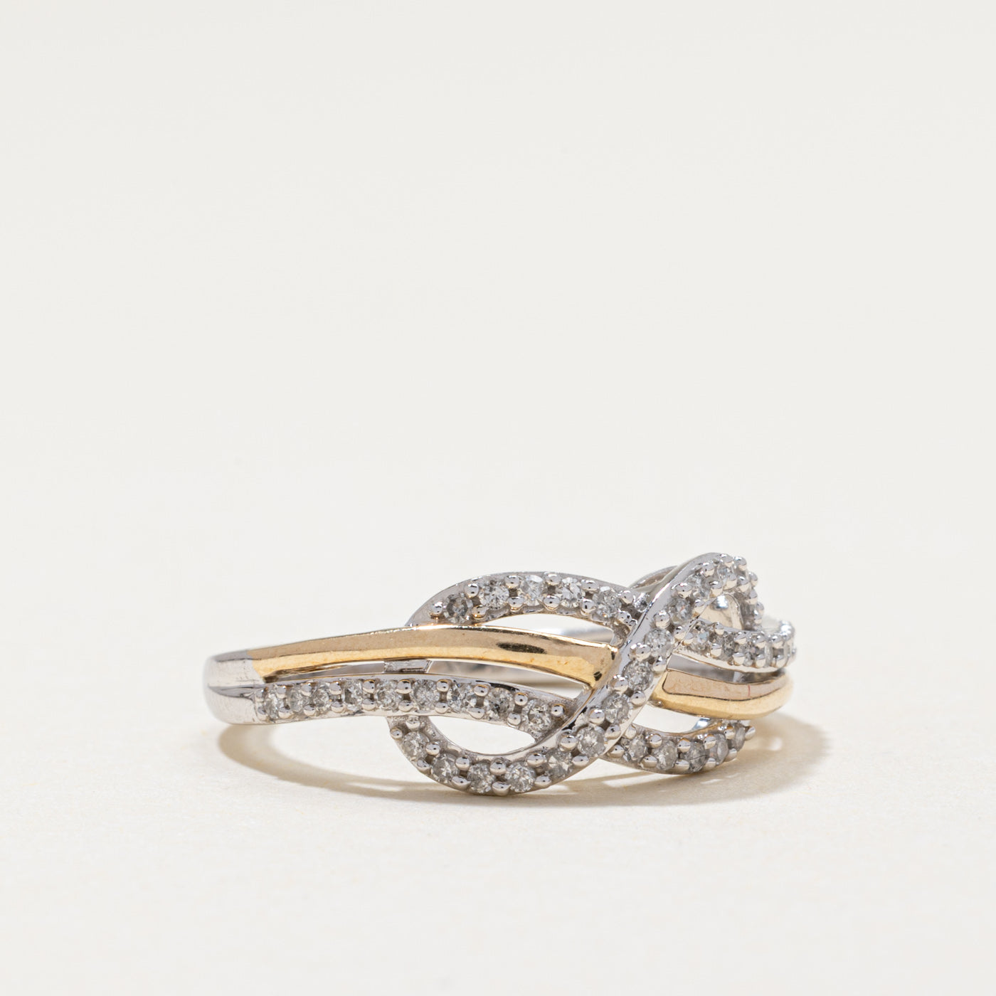 10k Diamond Double Cross Over Ring | 0.22ctw | SZ 7