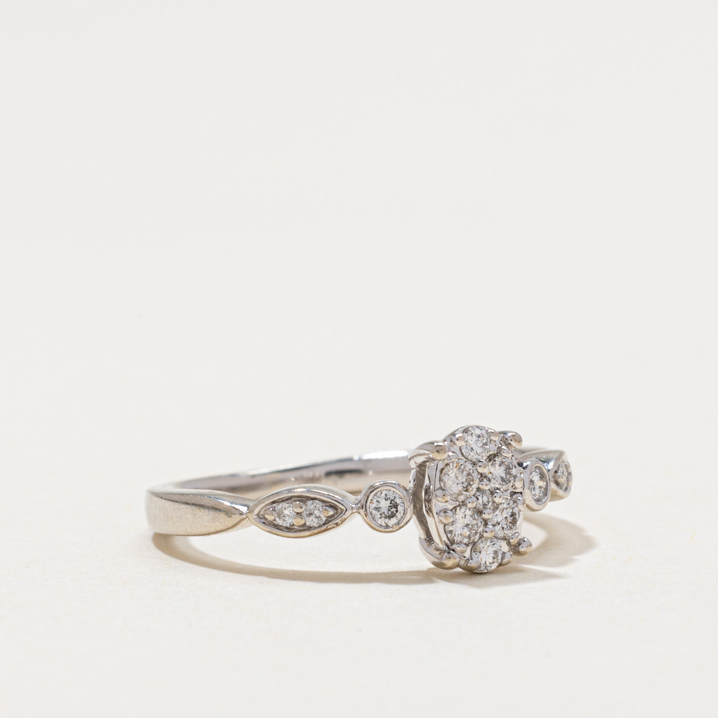 10k Diamond Oval Cluster Ring | 0.20ctw | SZ 5.75