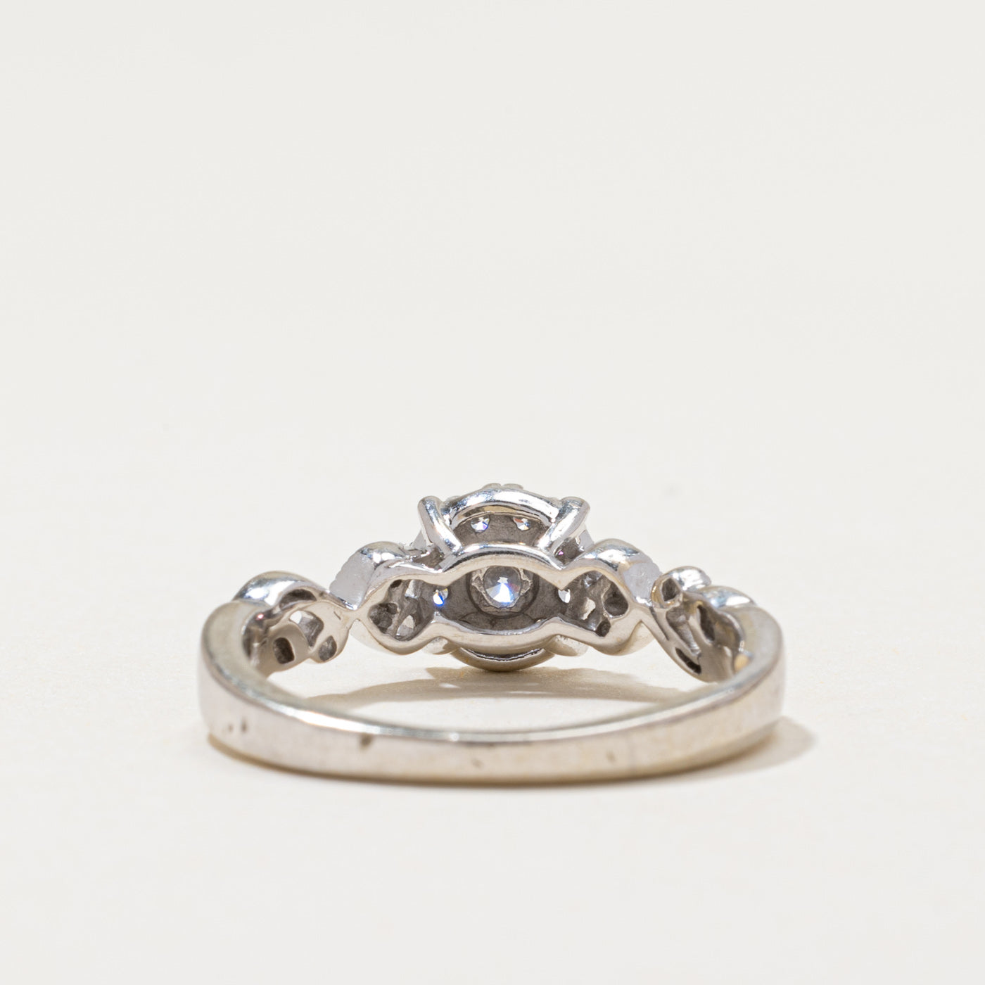 Diamond Halo Scrollwork Ring | 0.29ctw | SZ 6.25