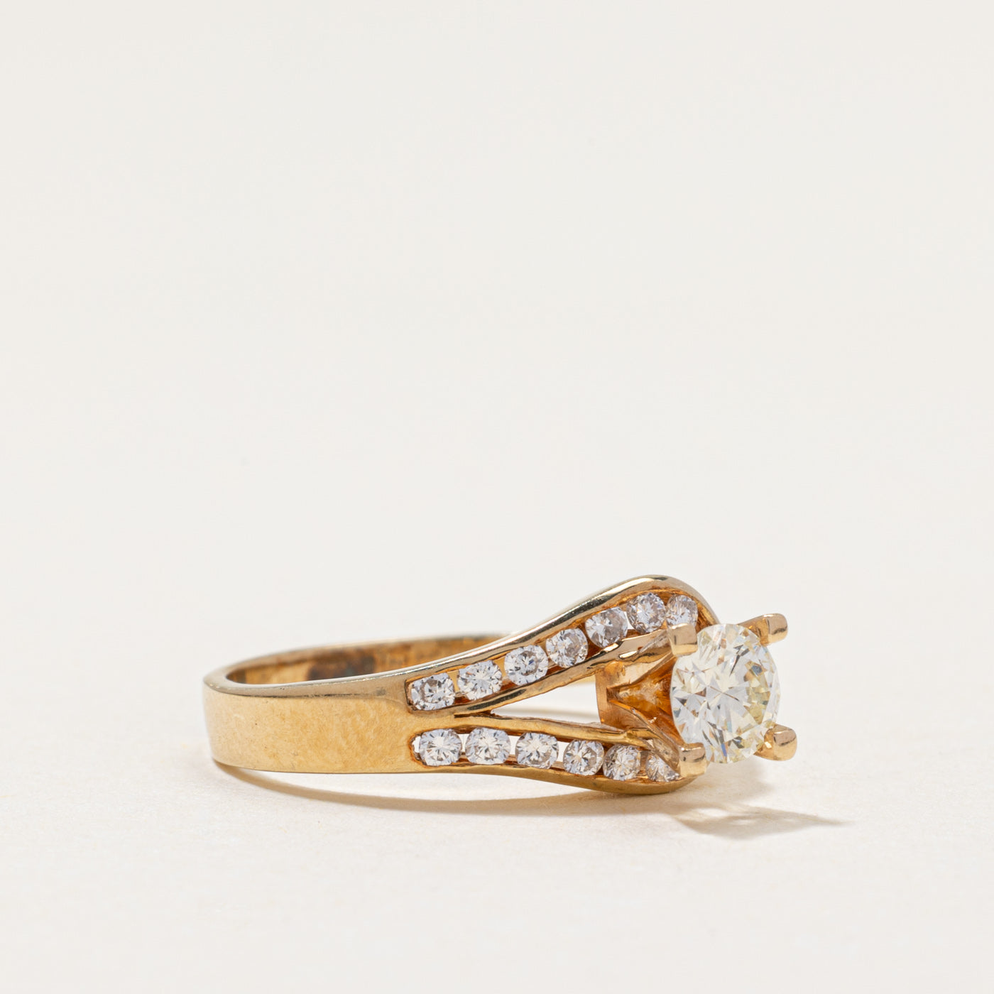 High Set Diamond Buckle Ring | 0.59ctw | SZ 4.5