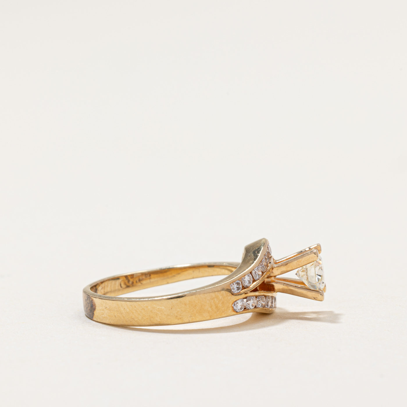High Set Diamond Buckle Ring | 0.59ctw | SZ 4.5