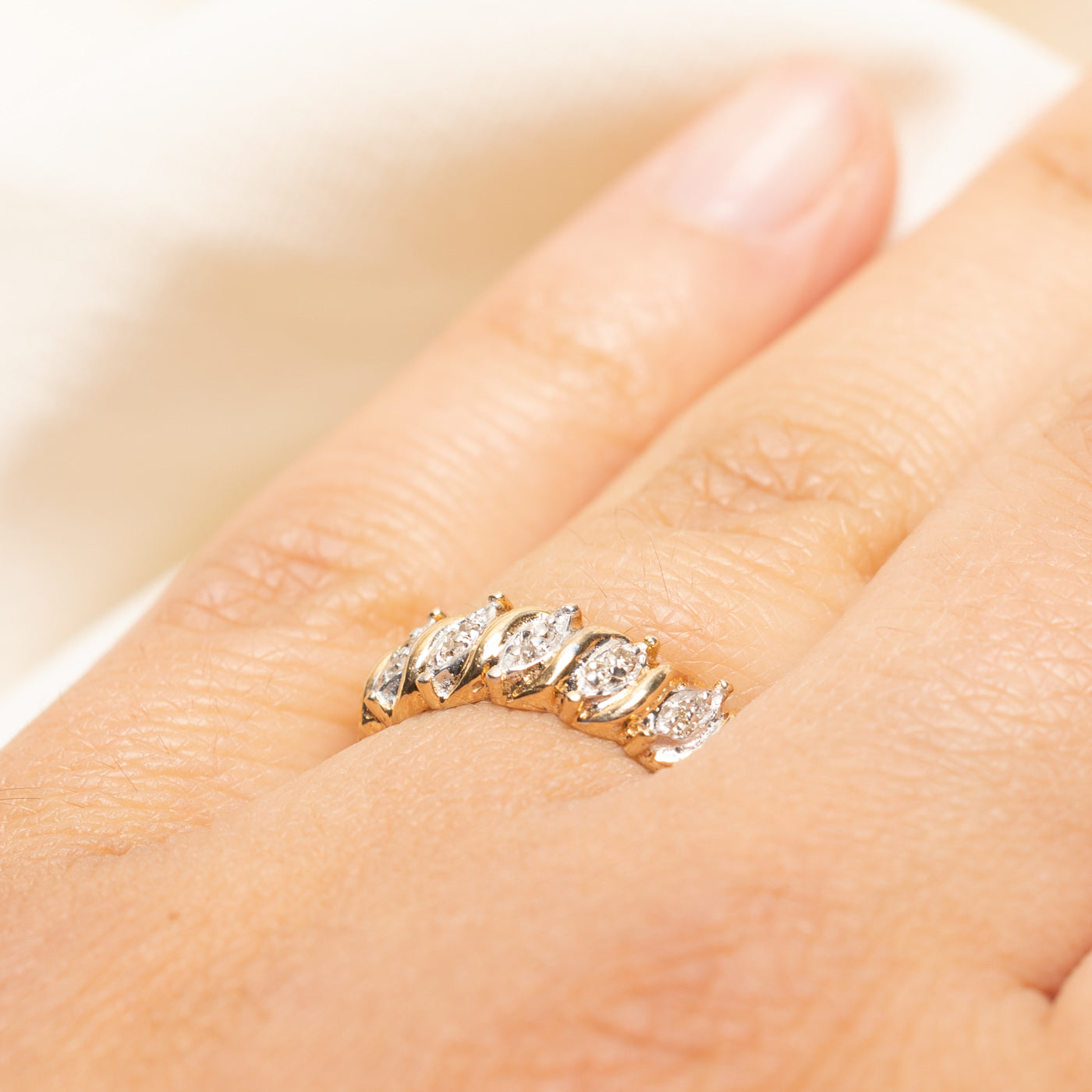 Diamond Croissant Ring | 0.10ctw | SZ 6.5