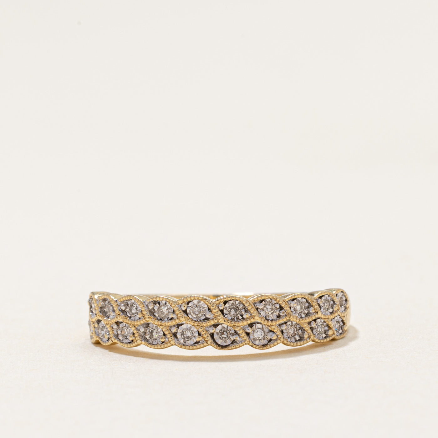 Bague double rangée de diamants en or 10 carats | 0,06 ct au total | Taille 5