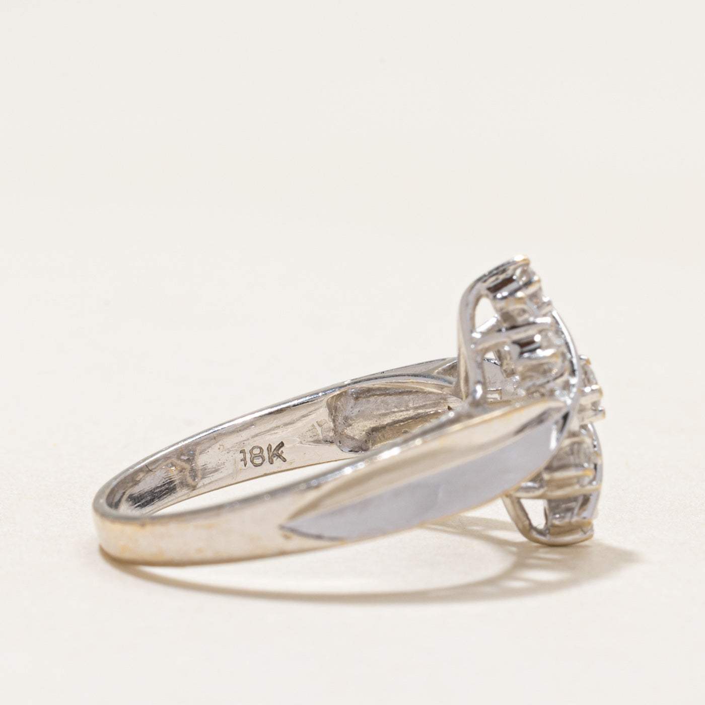 Diamond Cross Over Cluster Ring | 0.25ctw | SZ 6.25