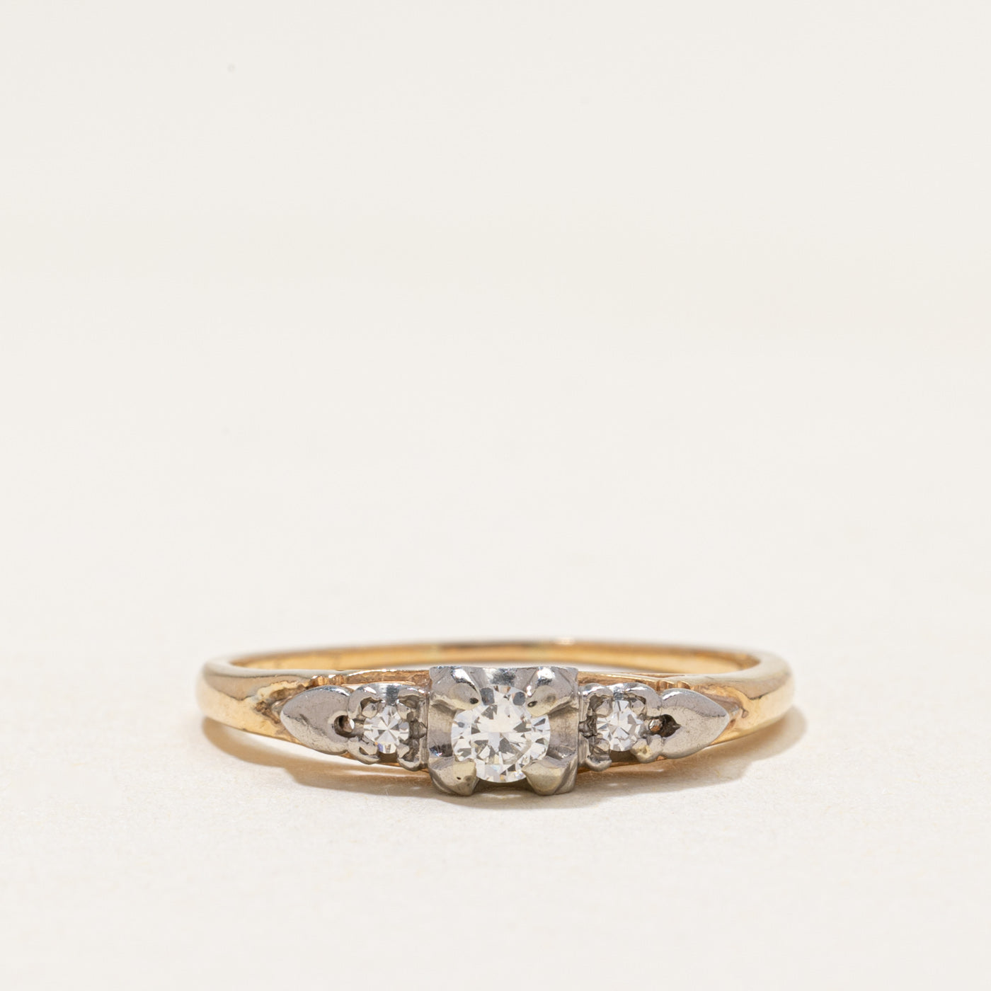 Three Stone Illusion Set Diamond Ring | 0.15ctw | SZ 7.5