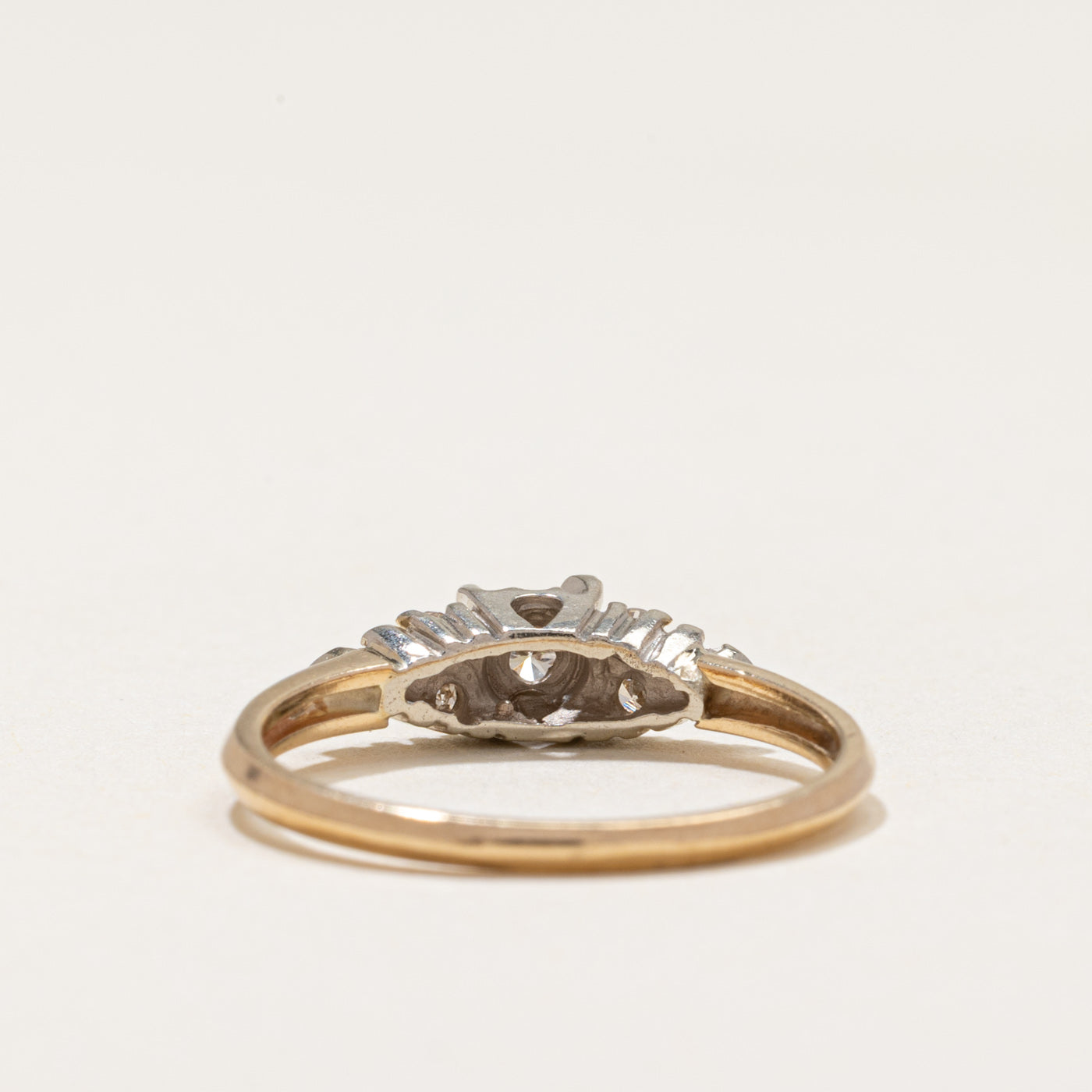 Illusion Set Diamond Ring | 0.18ctw | SZ 6.25