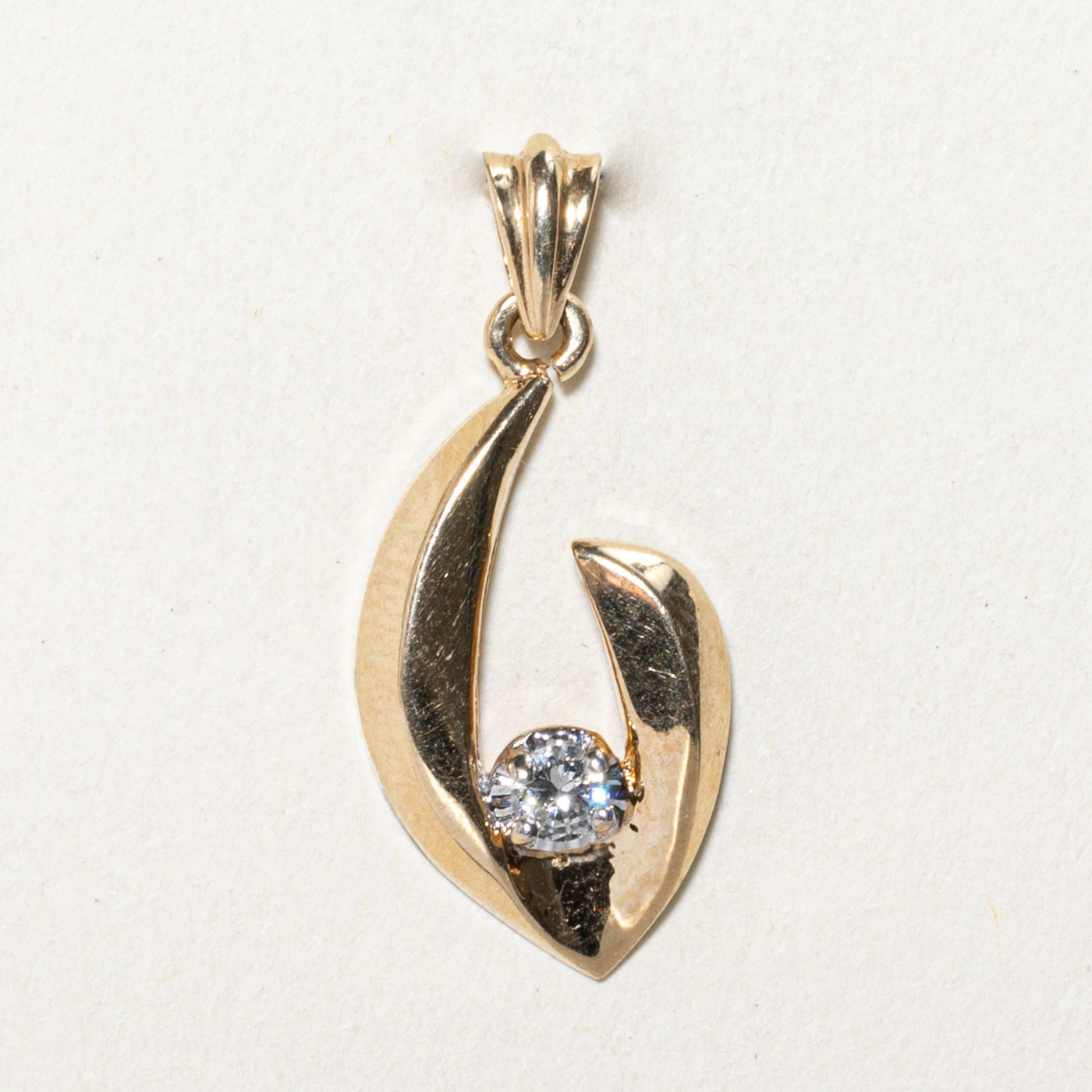 Diamond Hook Pendant | 0.10ct