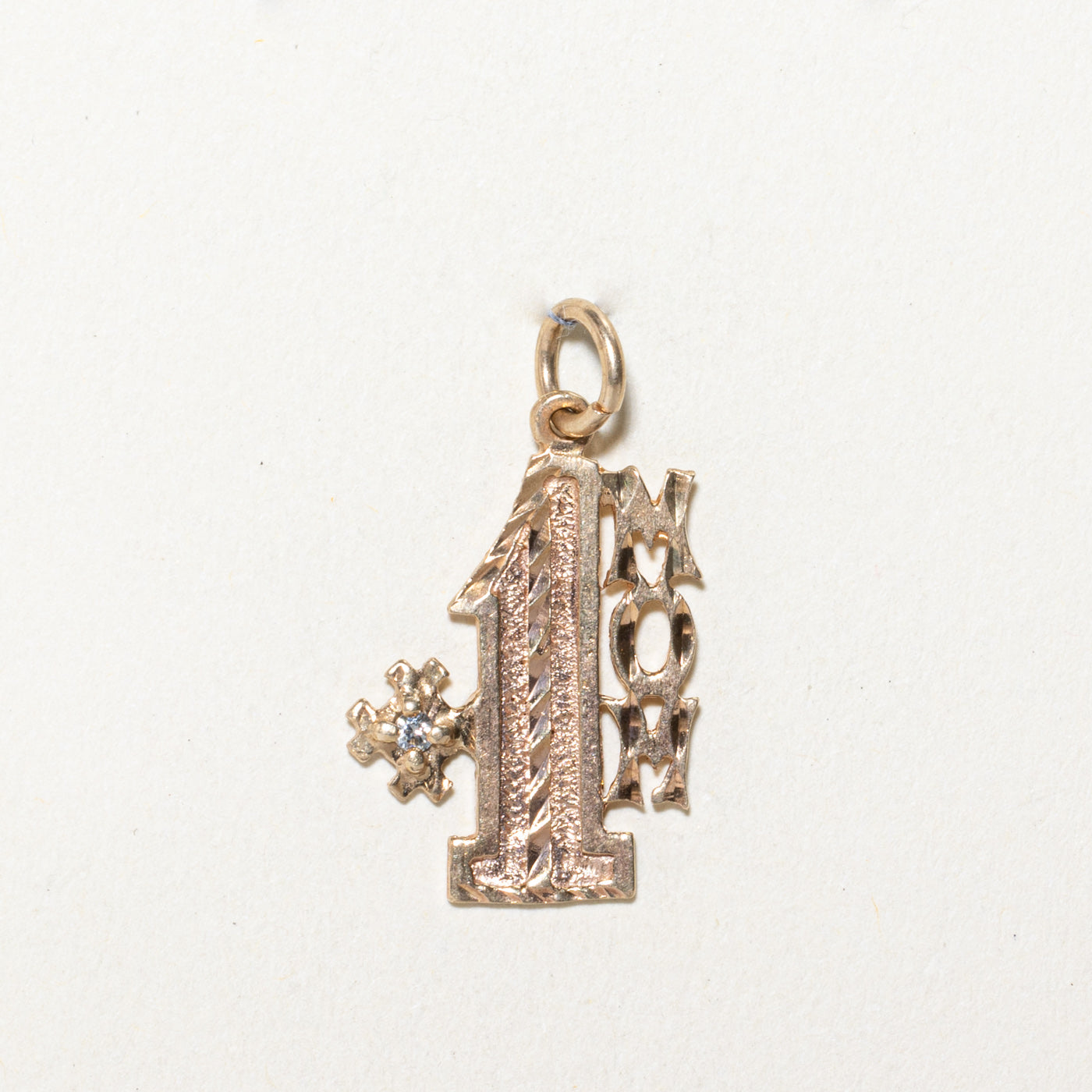 Diamond '#1 Mom' Pendant | 0.01ct
