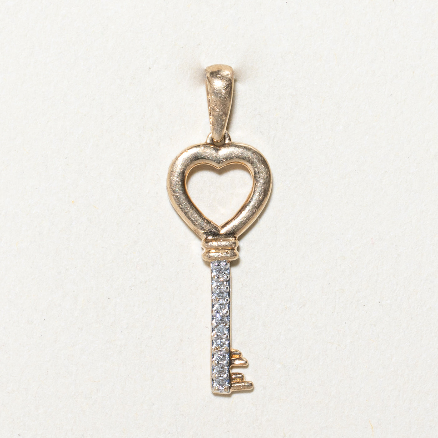 Diamond Heart Key Pendant | 0.03ctw