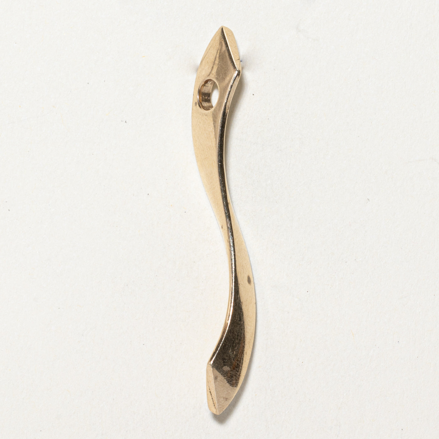 Diamond Curved Journey Pendant | 0.22ctw