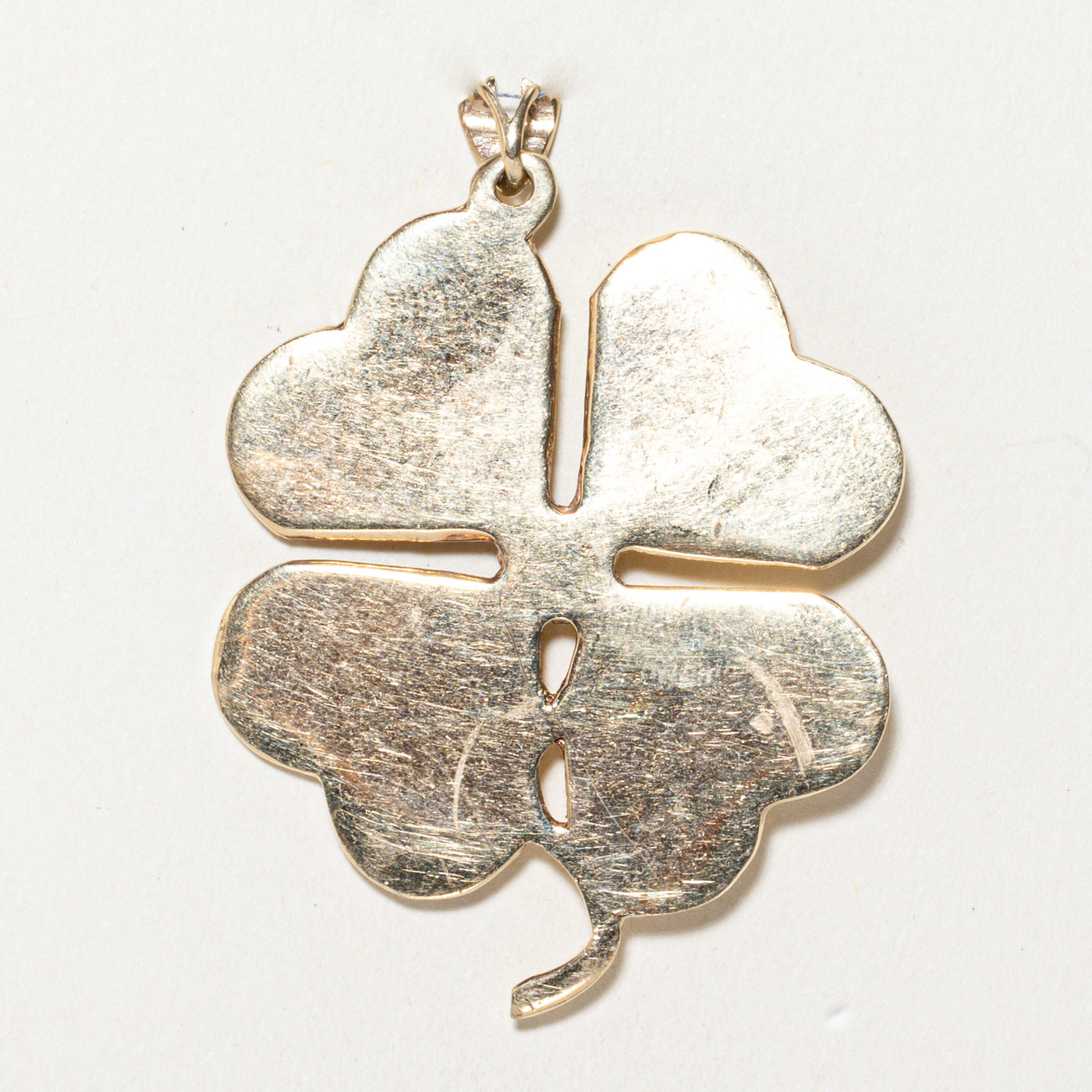 Diamond Four Leaf Clover Pendant | 0.08ctw