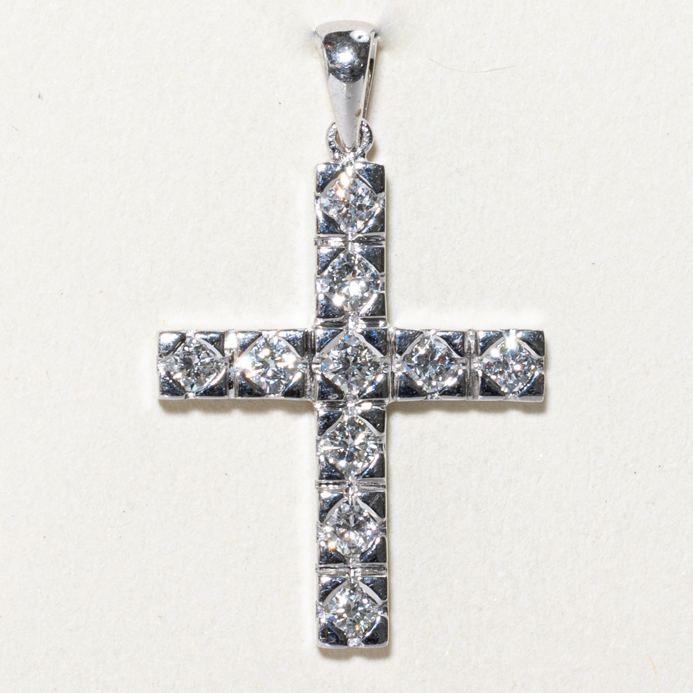 Diamond Cross Pendant | 0.75ctw