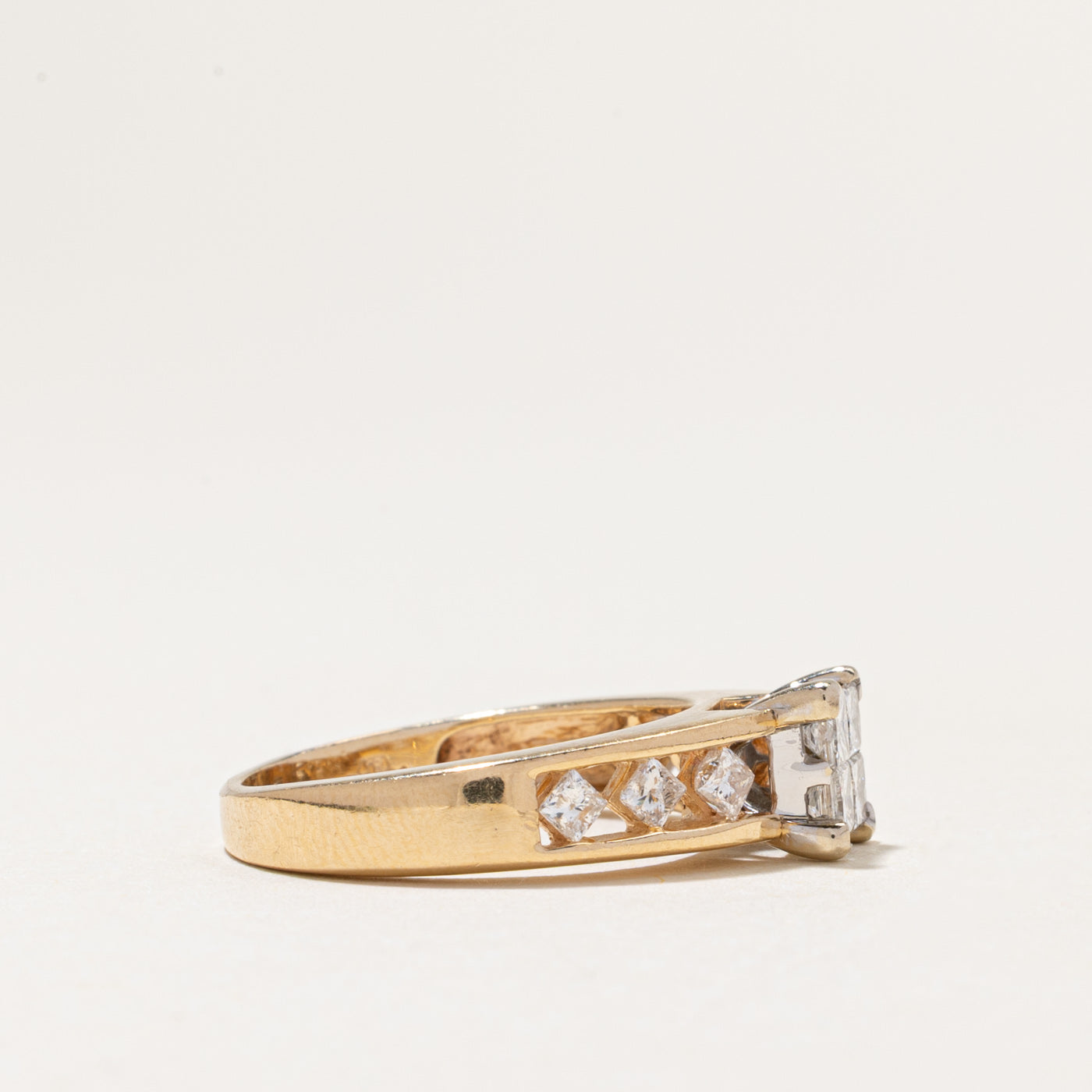 Illusion Set Princess Cut Diamond Ring | 0.90ctw | SZ 7.25