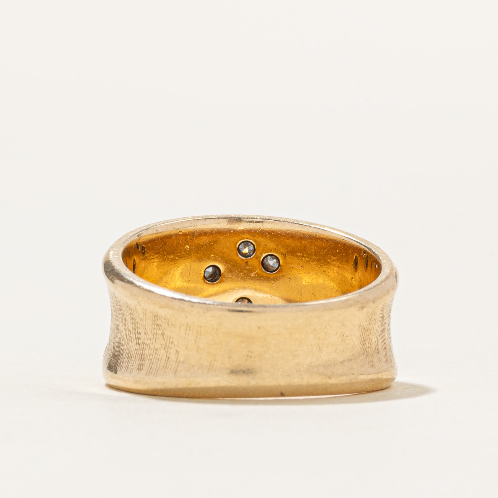 14k Two Tone Diamond Textured Wave Ring | 0.08ctw | SZ 6