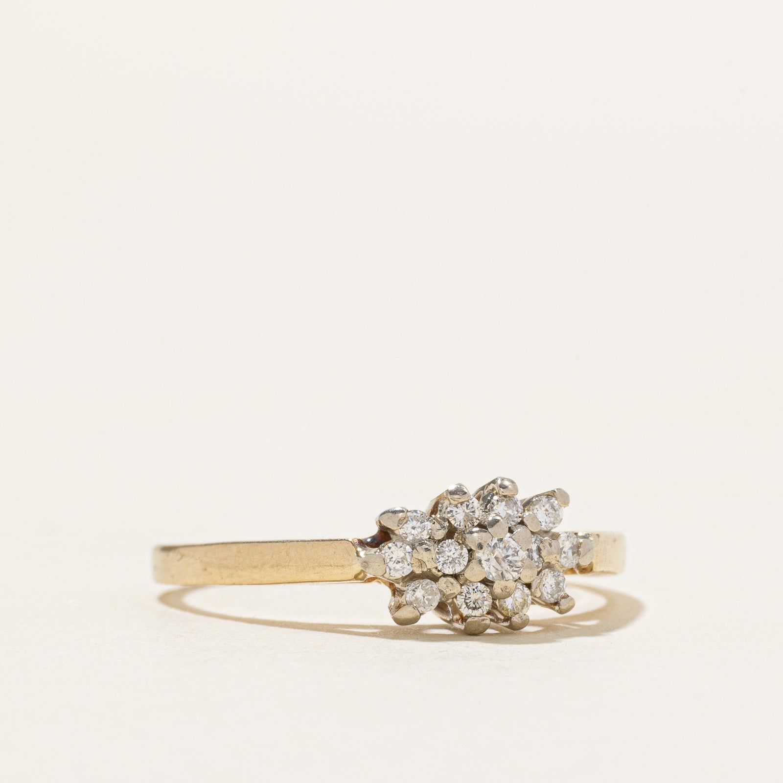 14k Diamond Cluster Petal Ring | 0.14ctw | SZ 5.5