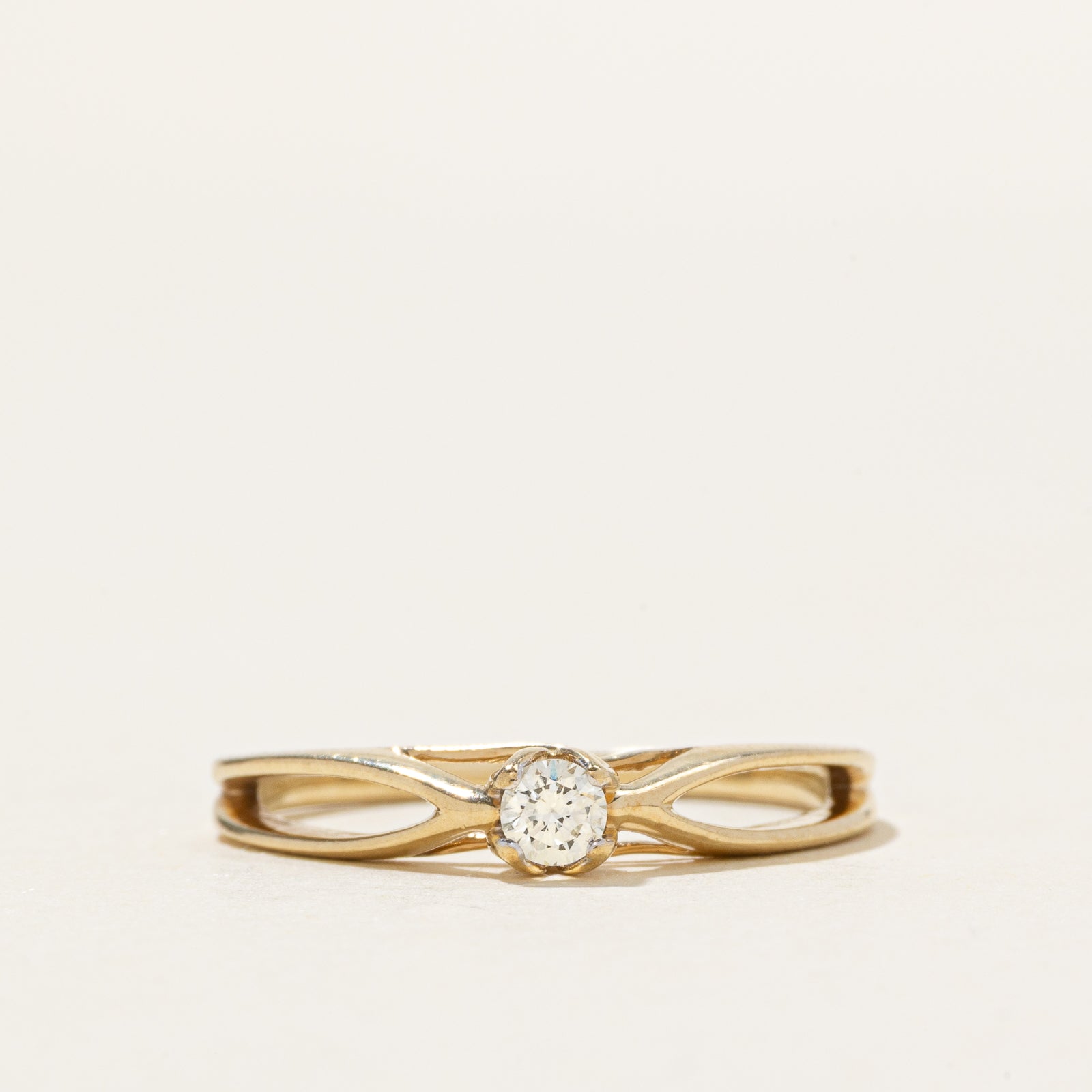 10k Solitaire Diamond Split Shank Ring | 0.10ct | SZ 5.75
