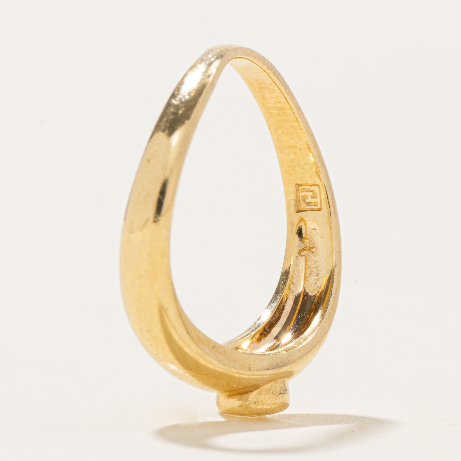 18k Bezel Set Diamond Wavy Ring | 0.09ct | SZ 3