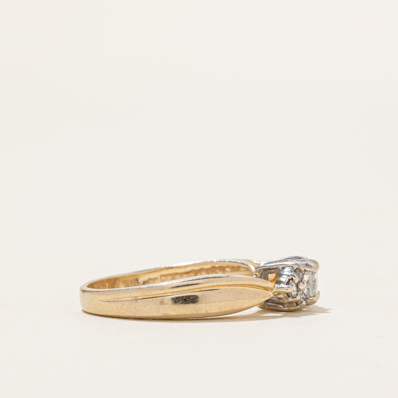 14k Diamond Reverse Tapered Ring | 0.20ctw | SZ 4