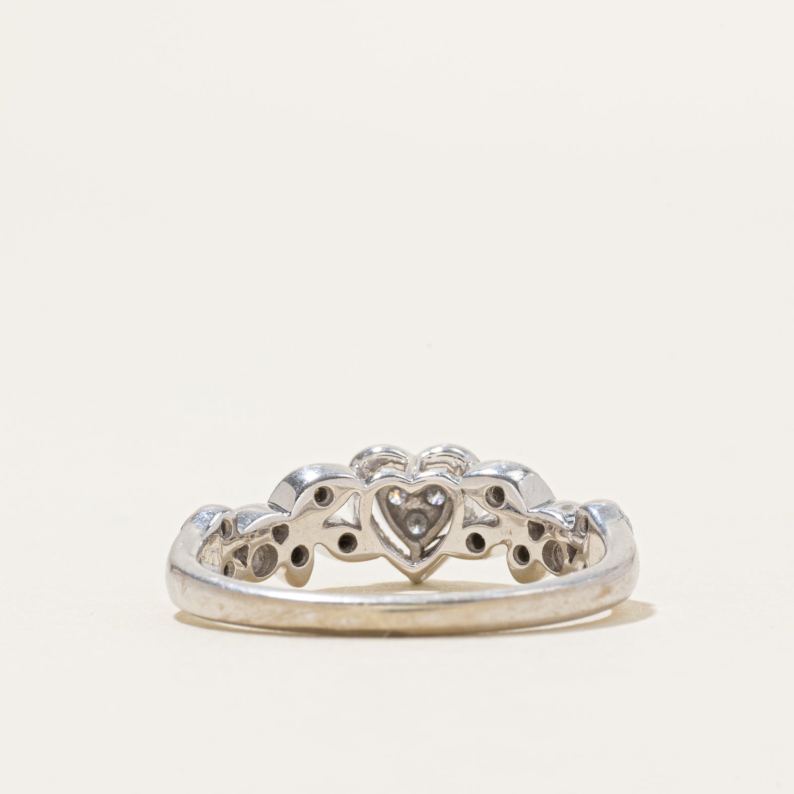'Birks' 10k Diamond Milgrain Leafy Vine & Heart Ring | 0.12ctw | SZ 6