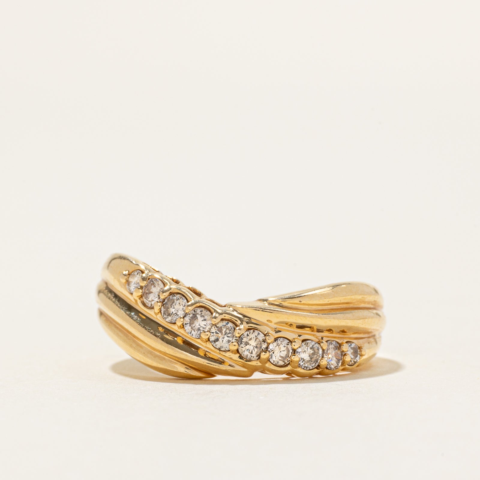 18k Diamond Waterfall Grooved Ring | 0.30ctw | SZ 6.5
