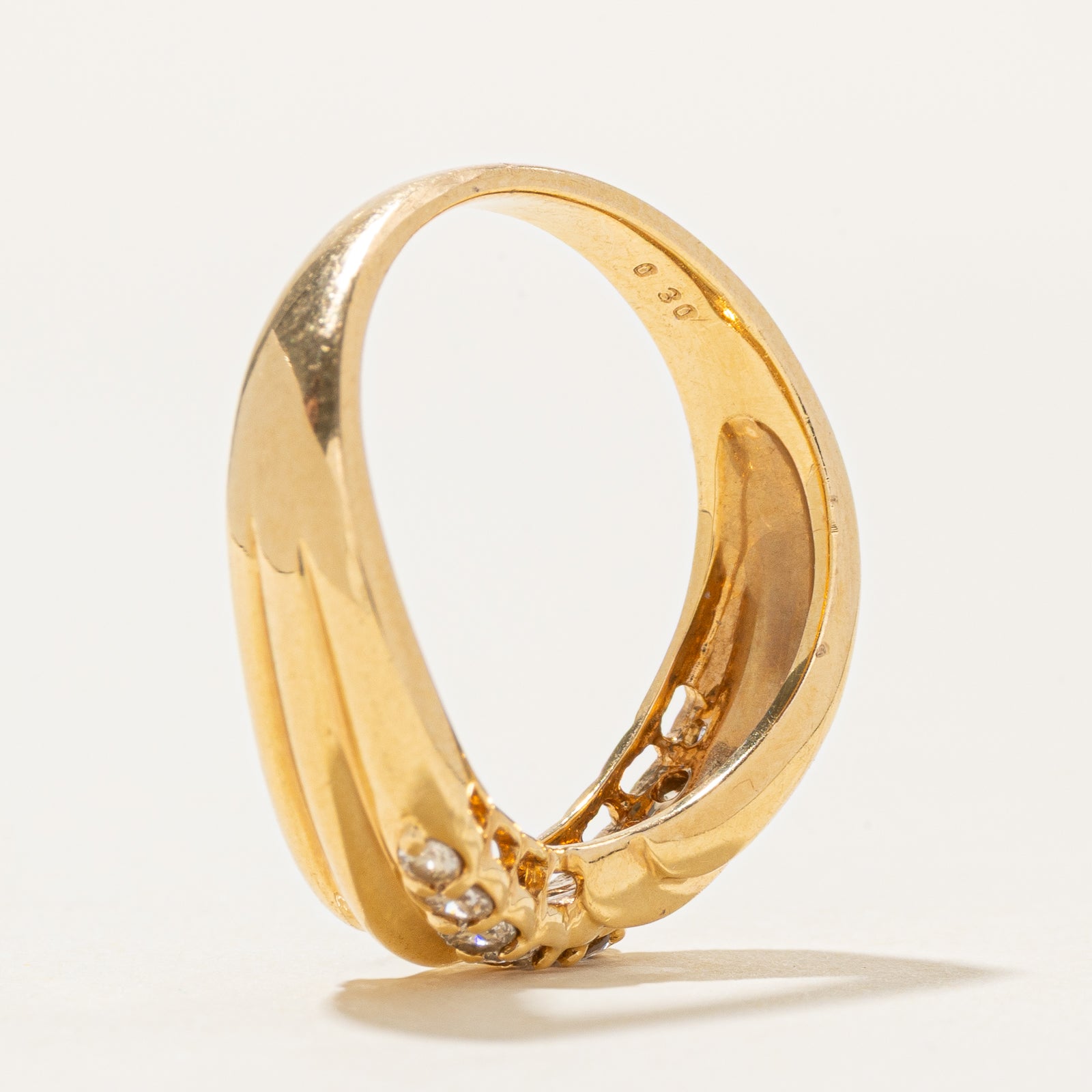 18k Diamond Waterfall Grooved Ring | 0.30ctw | SZ 6.5