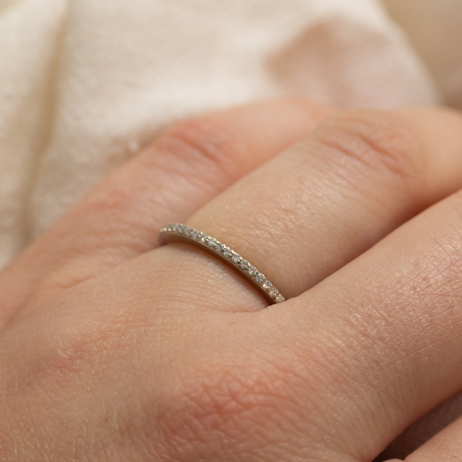 19k Semi Eternity Diamond Band | 0.09ctw | SZ 5