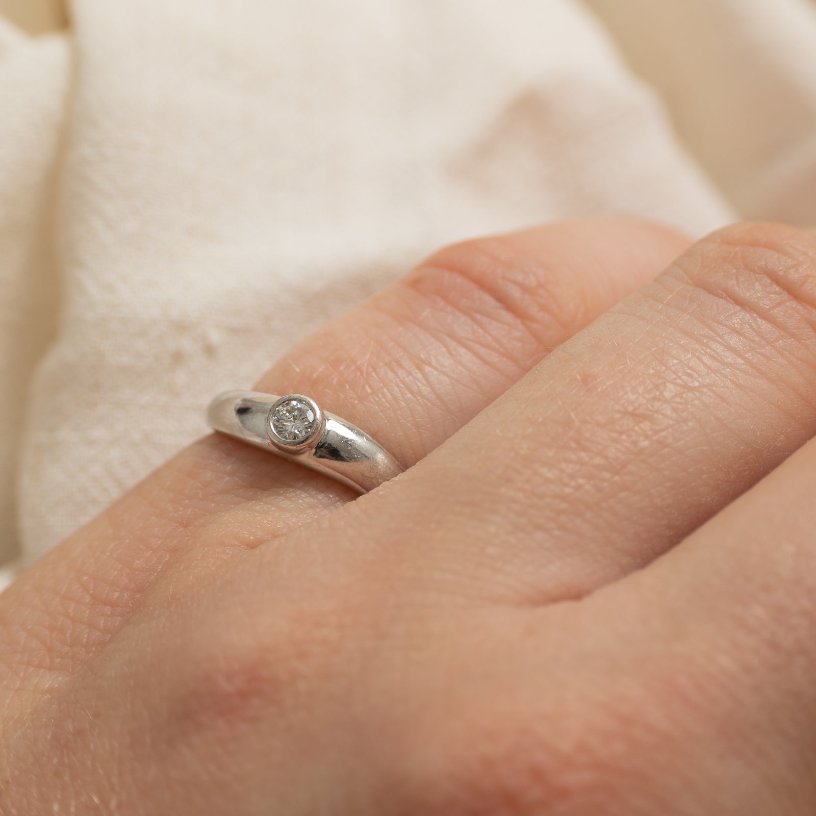 18k Bezel Set Diamond Wave Ring | 0.10ct | SZ 3.5