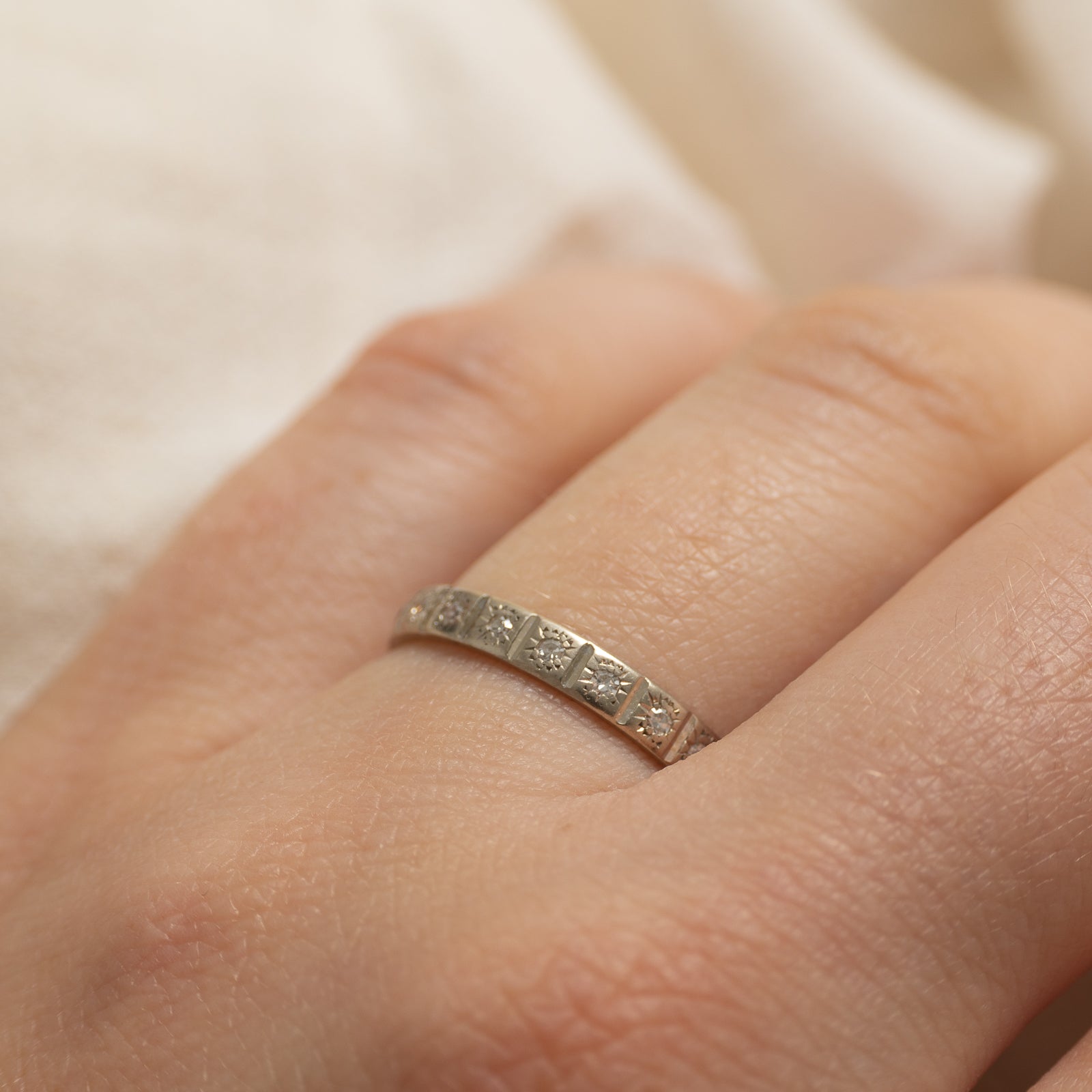14k Star Set Eternity Diamond Band | 0.20ctw | 2.75mm | SZ 6.5