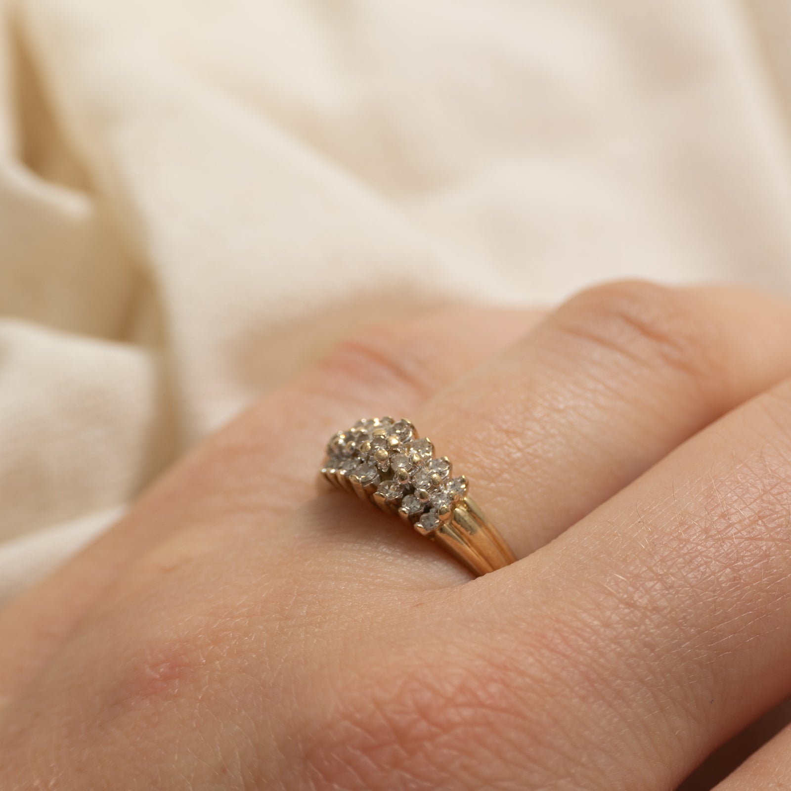 10k Multi Row Diamond Grooved Ring | 0.29ctw | SZ 6
