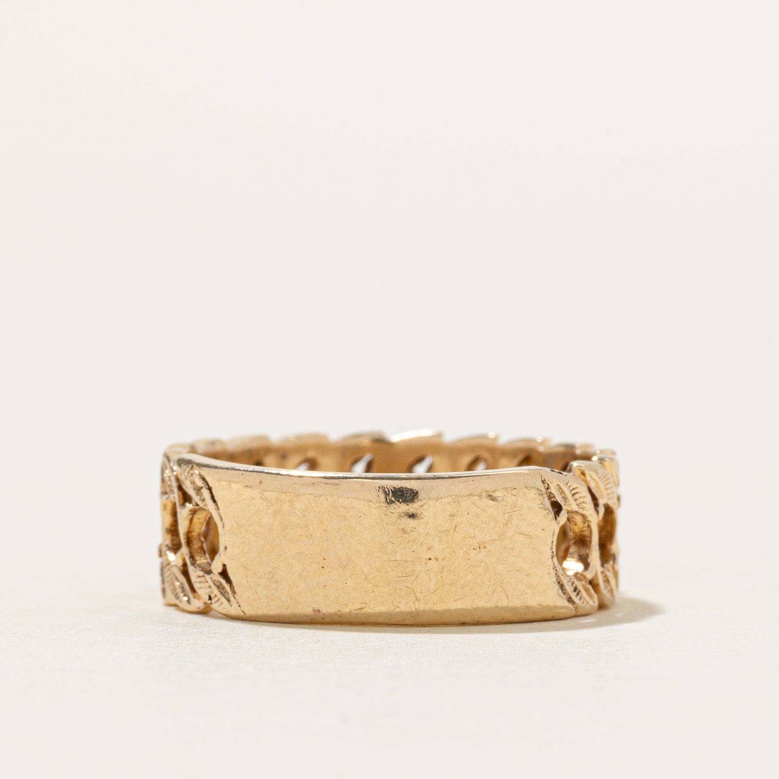 14k Diamond Engraved Leaf Band | 0.16ctw | 6mm | SZ 6.5