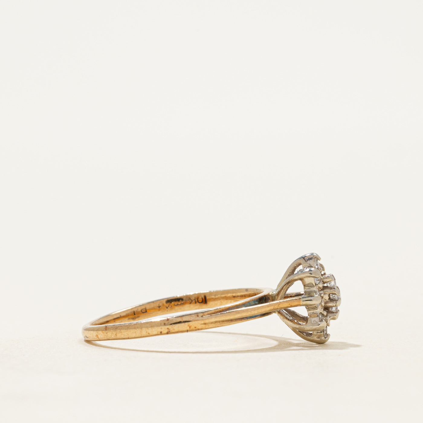 Diamond Cluster Grooved Petal Ring | 0.11ctw | SZ 6