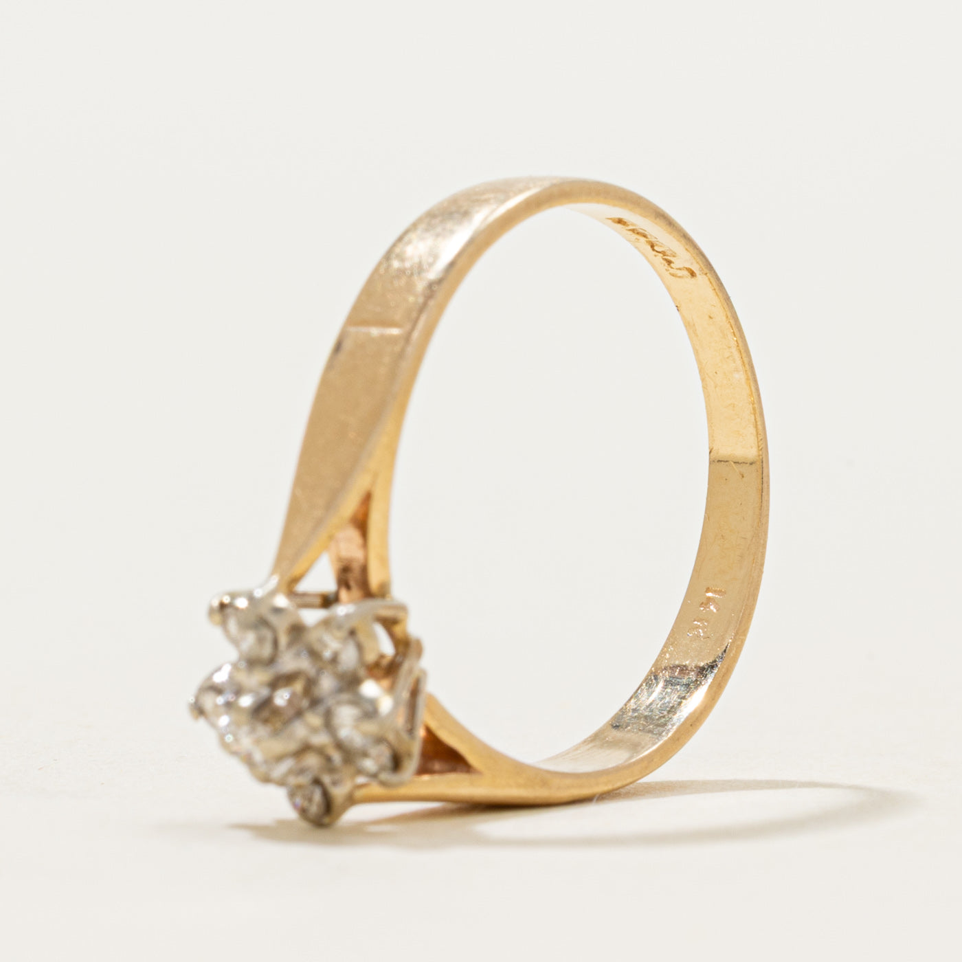 Diamond Petal Reverse Tapered Ring | 0.10ctw | SZ 6.25