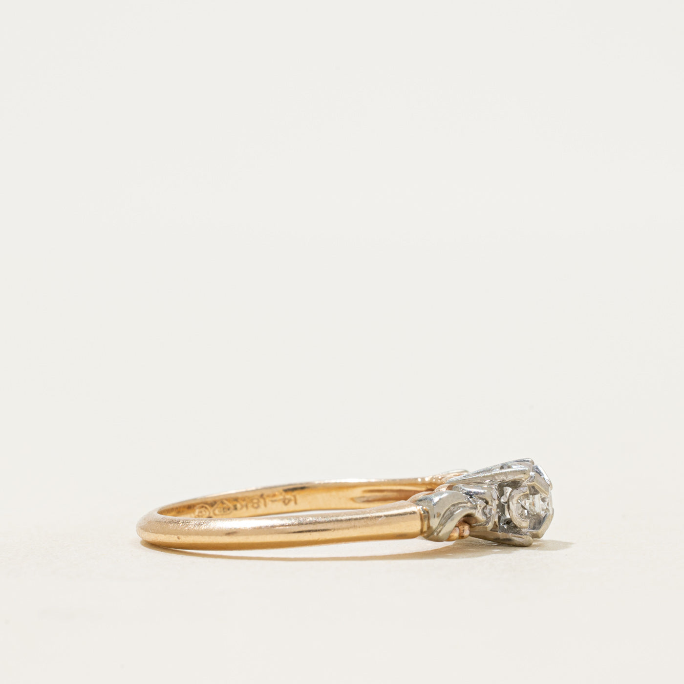 Two Tone Illusion Set Diamond Ring | 0.11ctw | SZ 7.5