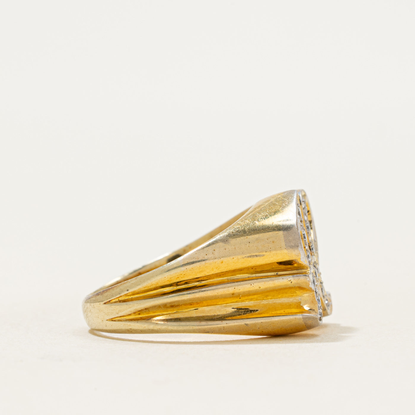 Diamond 'H' Initial Ring | 0.13ctw | SZ 5.75