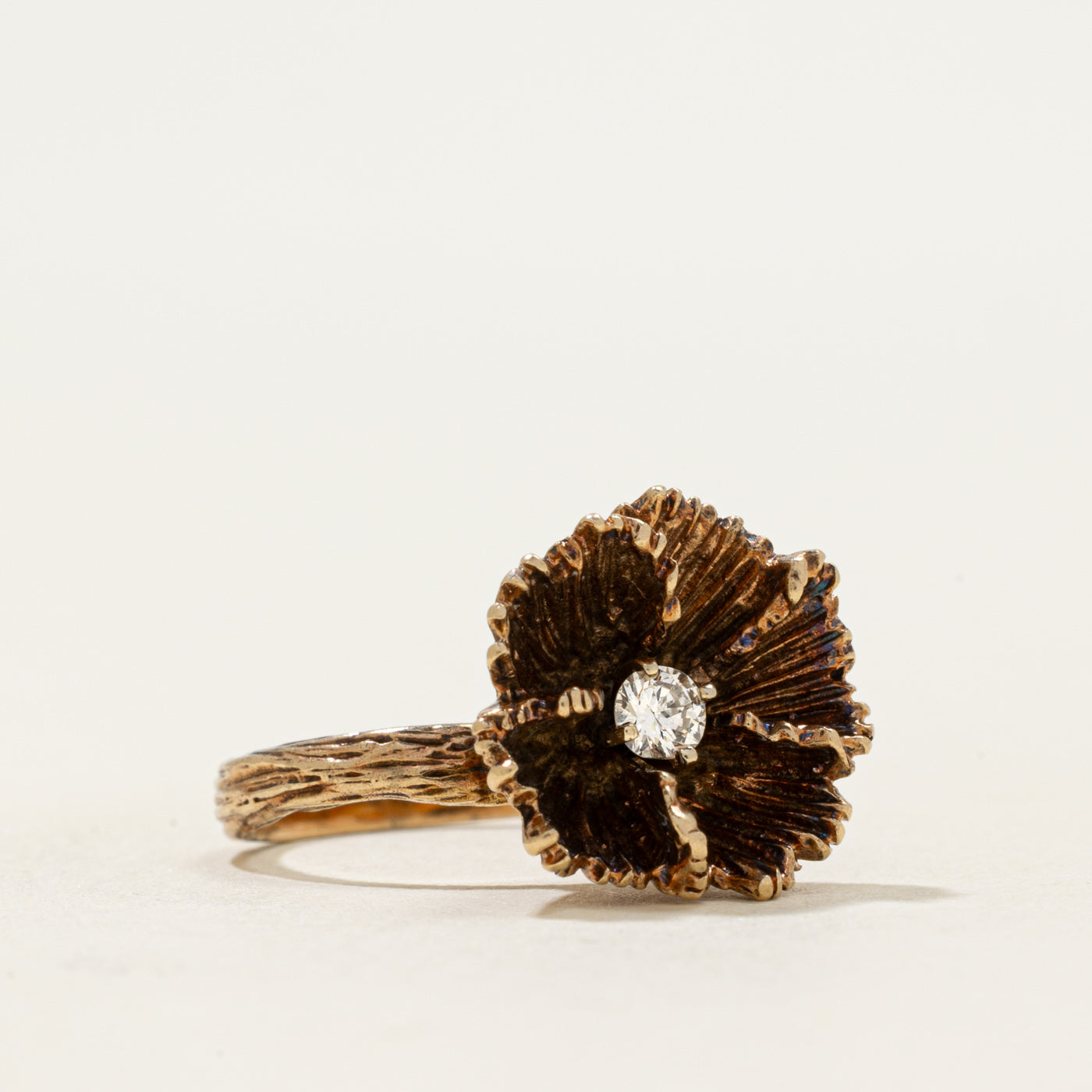 Diamond Textured Flower Cocktail Ring | 0.10ct | SZ 3.75
