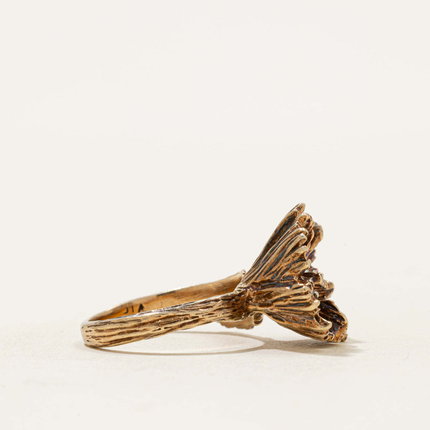 Diamond Textured Flower Cocktail Ring | 0.10ct | SZ 3.75