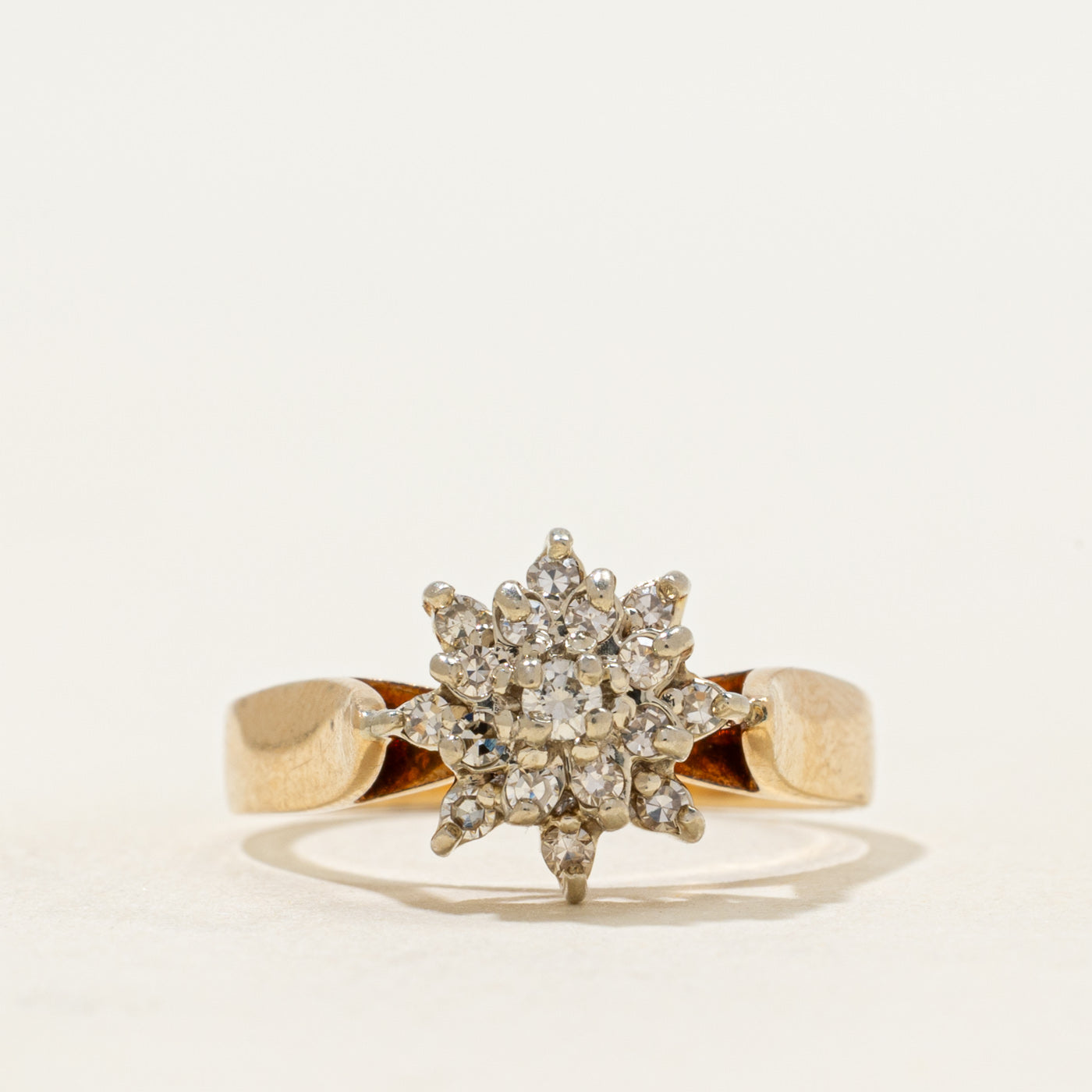14k Diamond Cluster Ring | 0.25ctw | SZ 7