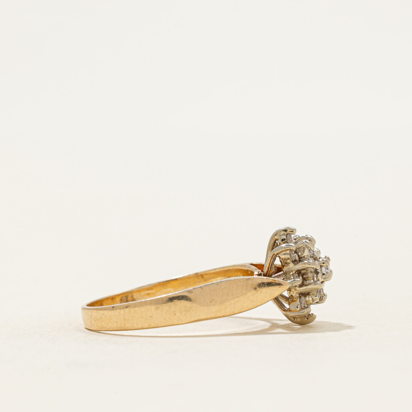 14k Diamond Cluster Ring | 0.25ctw | SZ 7