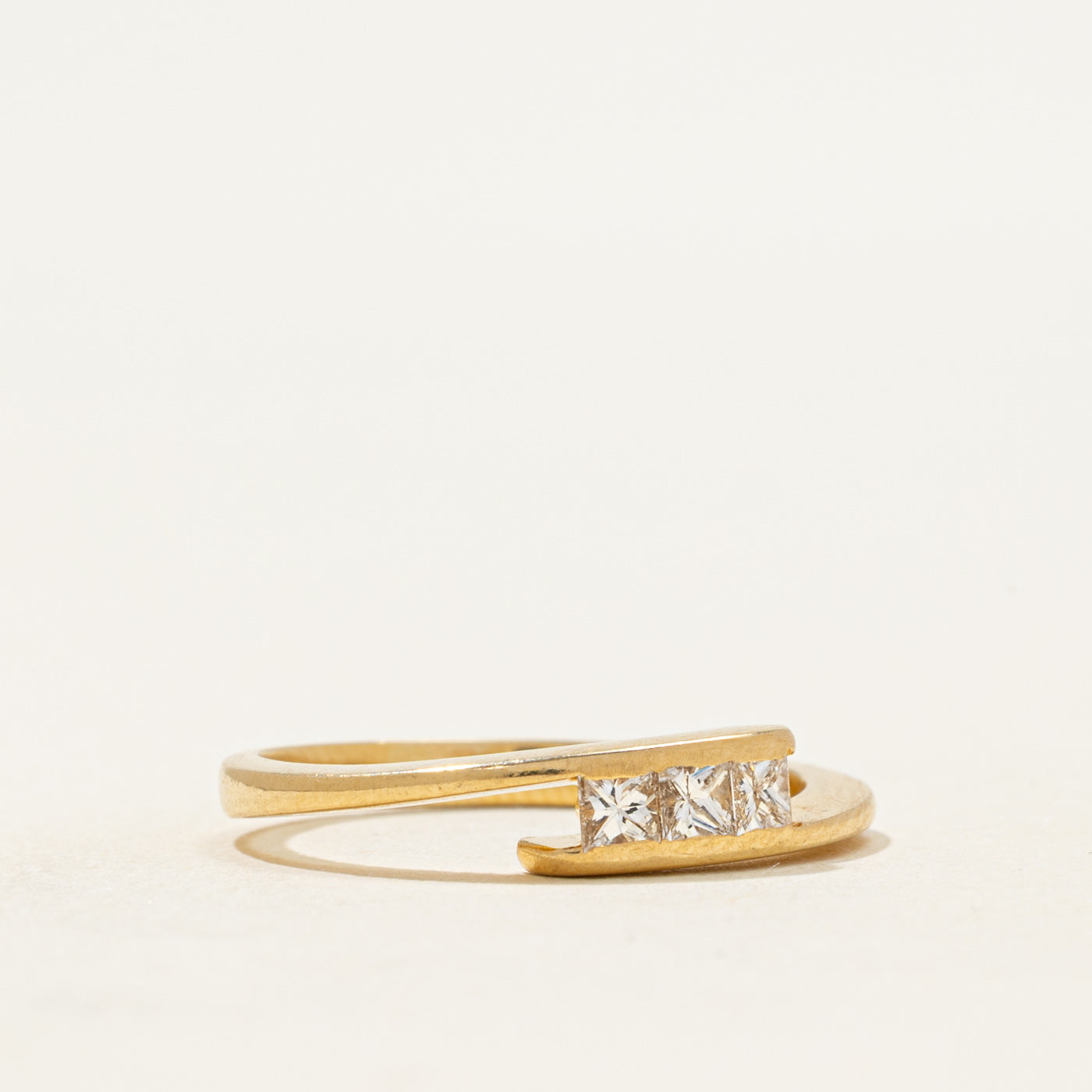 Three Stone Princess Cut Diamond Bypass Ring | 0.29ctw | SZ 7