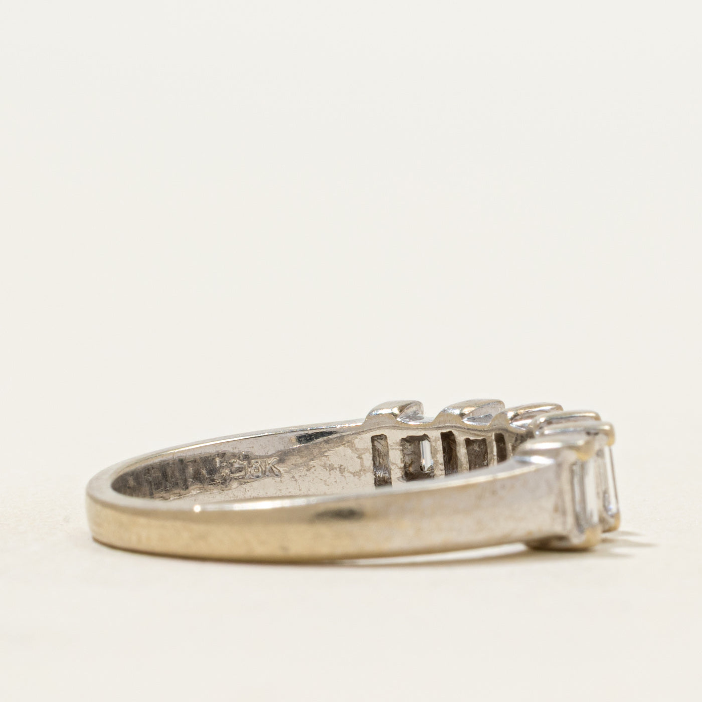 Bague demi-éternité sertie de diamants taille baguette | 0,28 ct | Taille 6,75