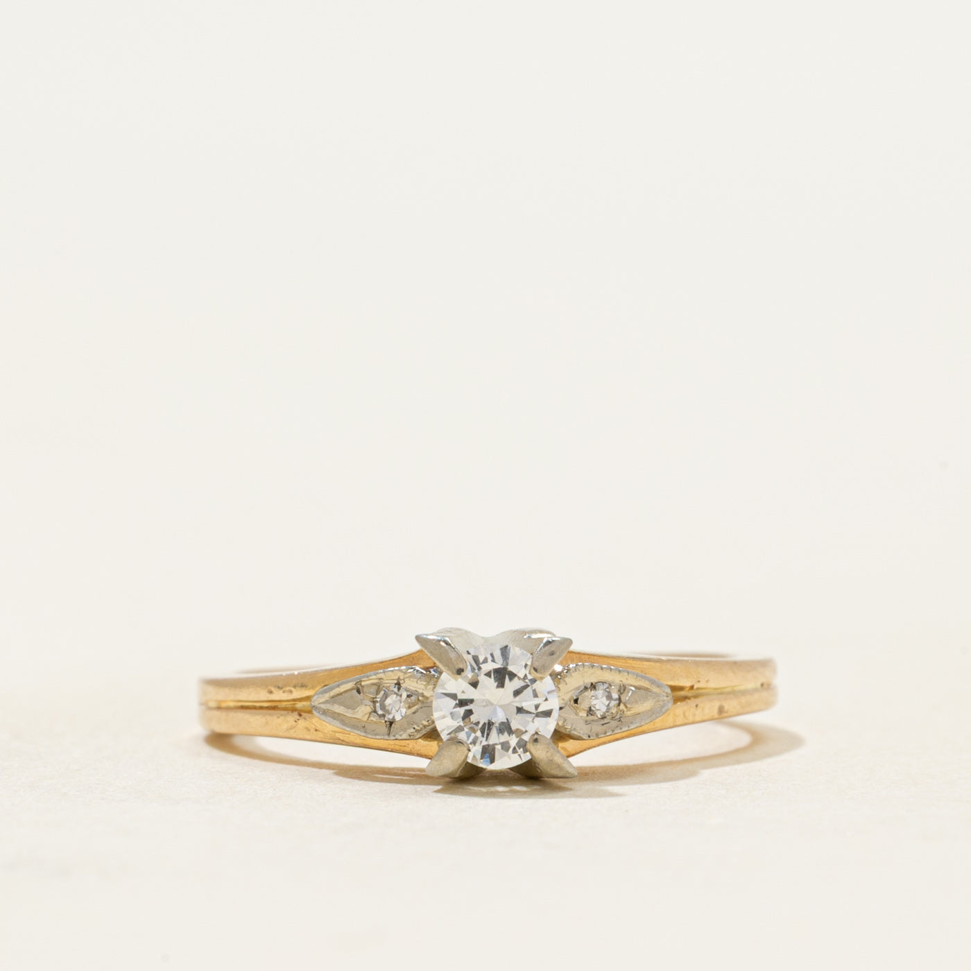 Two Tone Diamond Ring | 0.20ct | SZ 5.5