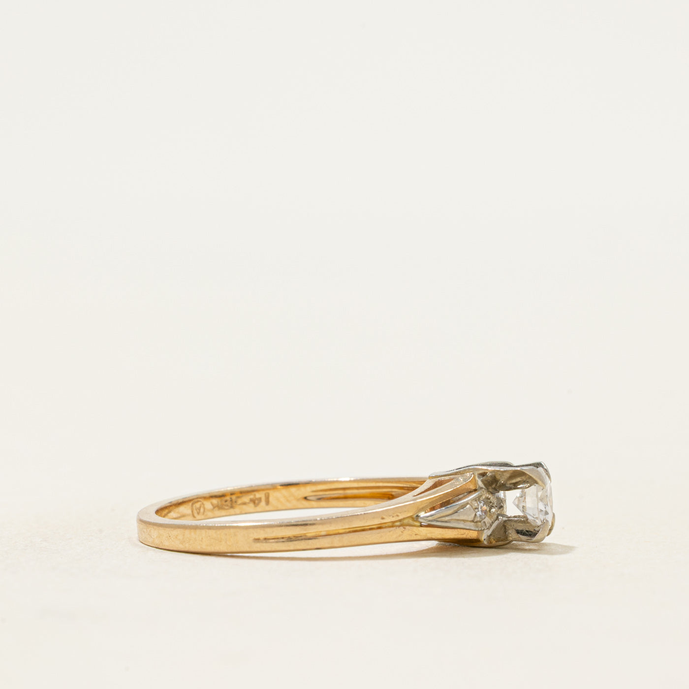 Two Tone Diamond Ring | 0.20ct | SZ 5.5