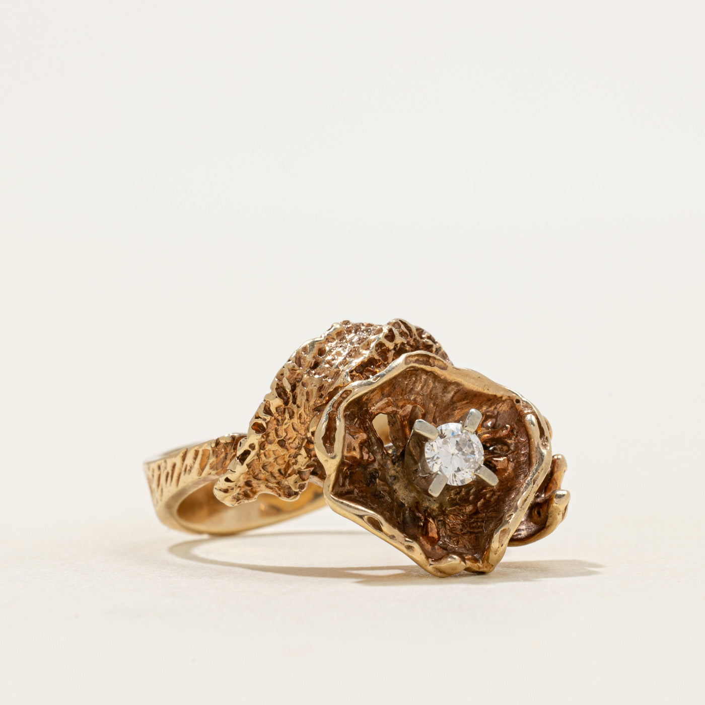 Diamond Floral Textured Cocktail Ring | 0.17ct | SZ 5.75
