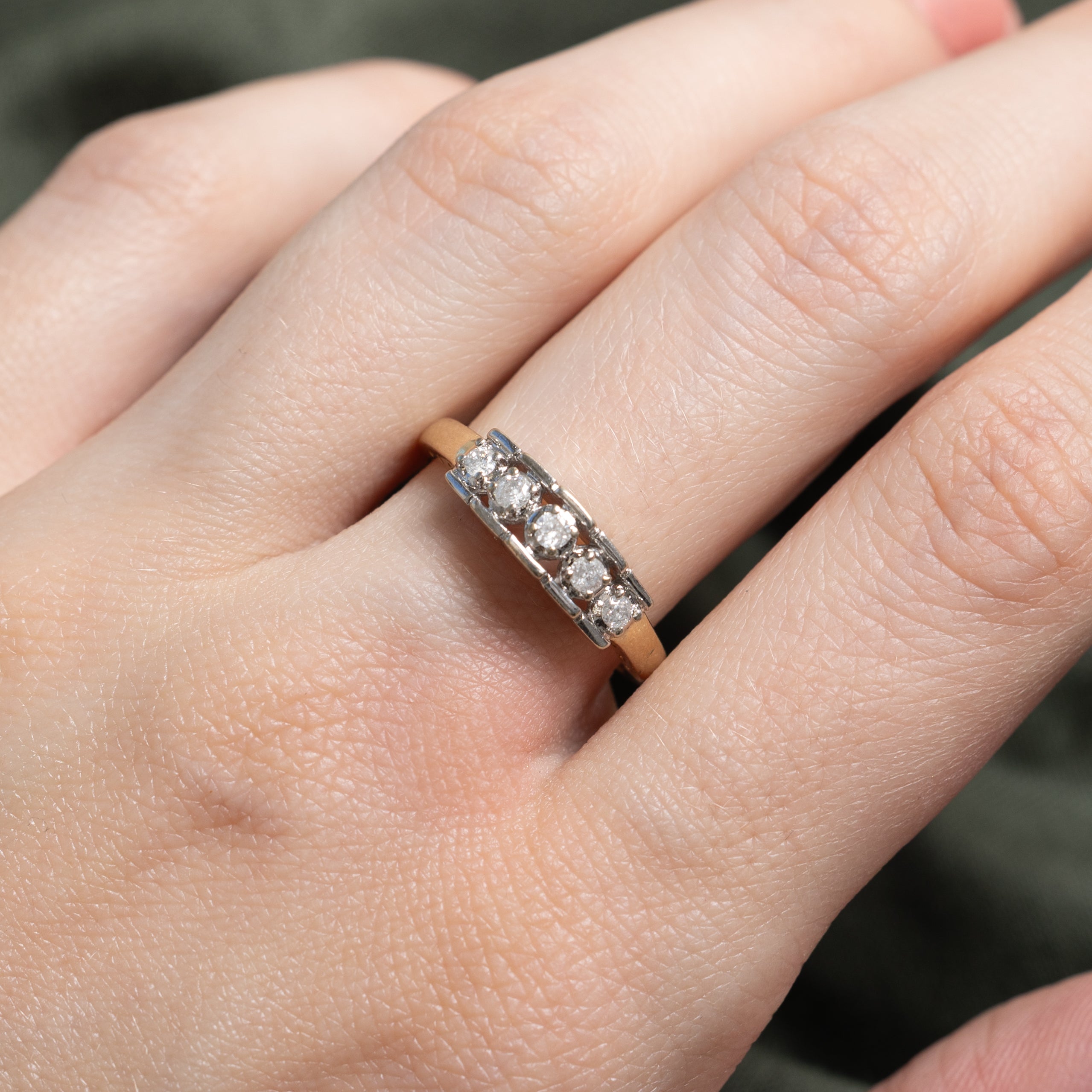 Two Tone Five Stone Diamond Ring | 0.16ctw | SZ 7.25