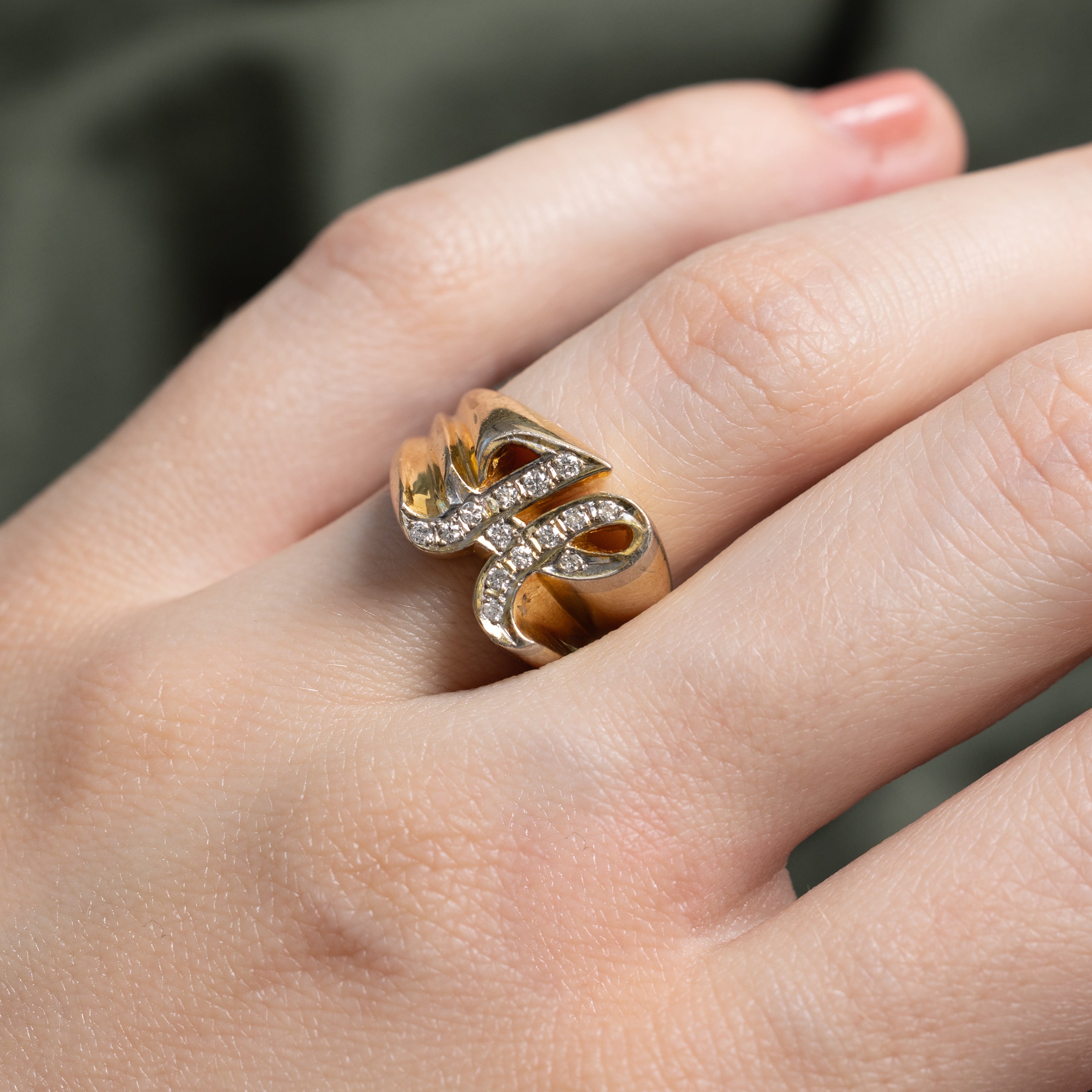 Diamond 'H' Initial Ring | 0.13ctw | SZ 5.75
